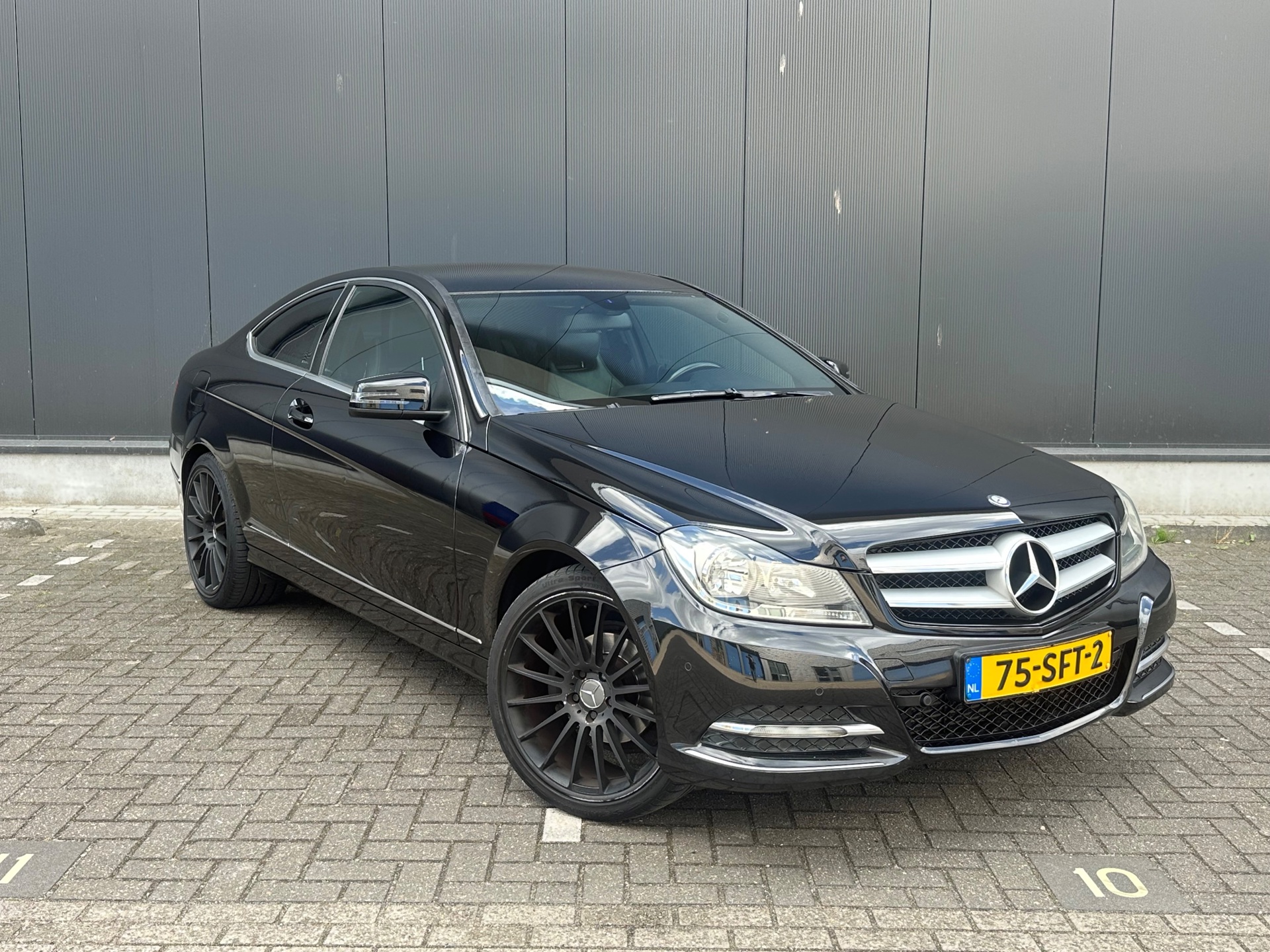 Mercedes-Benz C-klasse Coupé 180* Apk 01-02-2027* N.A.P.!!