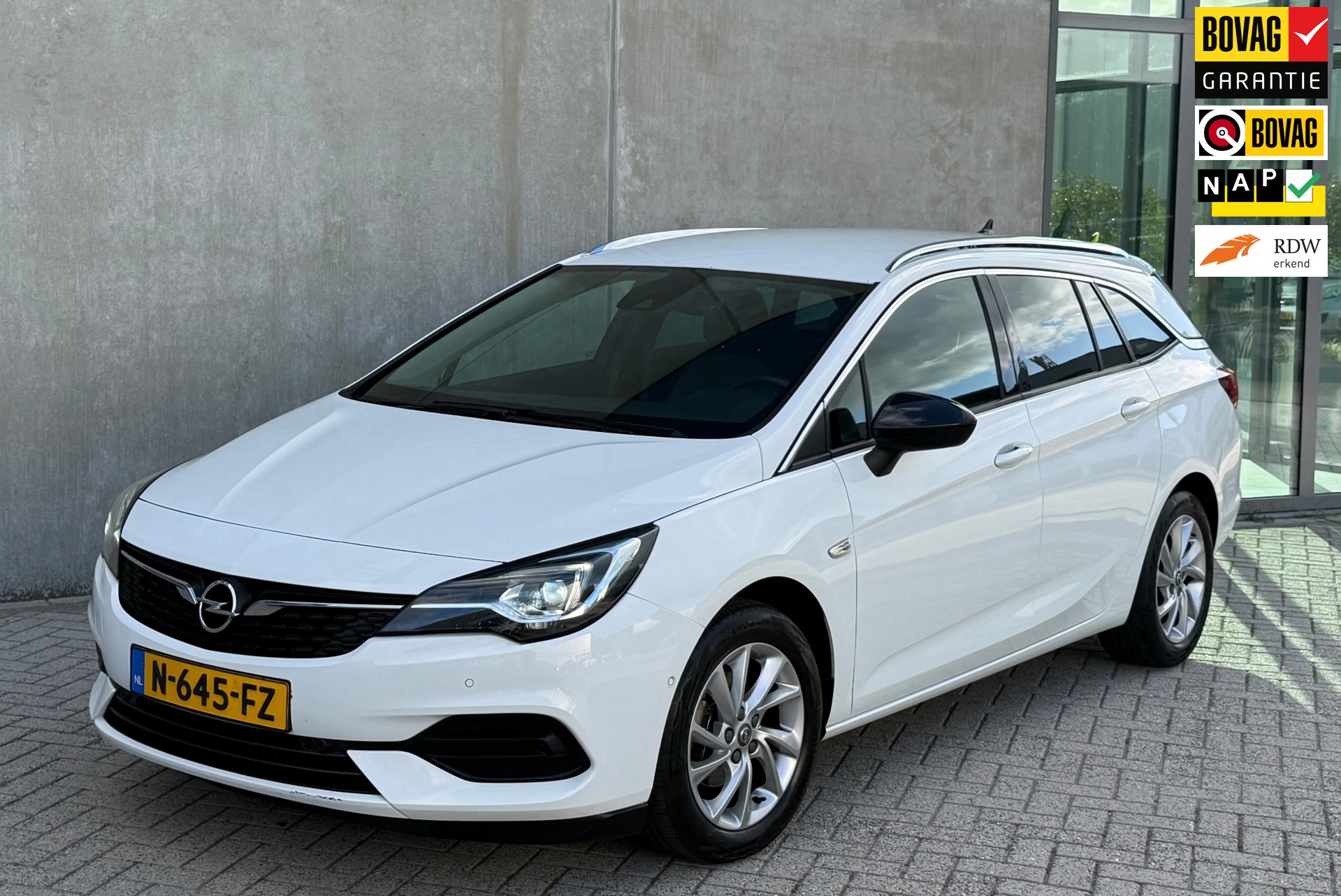 Opel Astra Sports Tourer 1.2 130pk 2021 Wit CAMERA|1E EIG|NAP