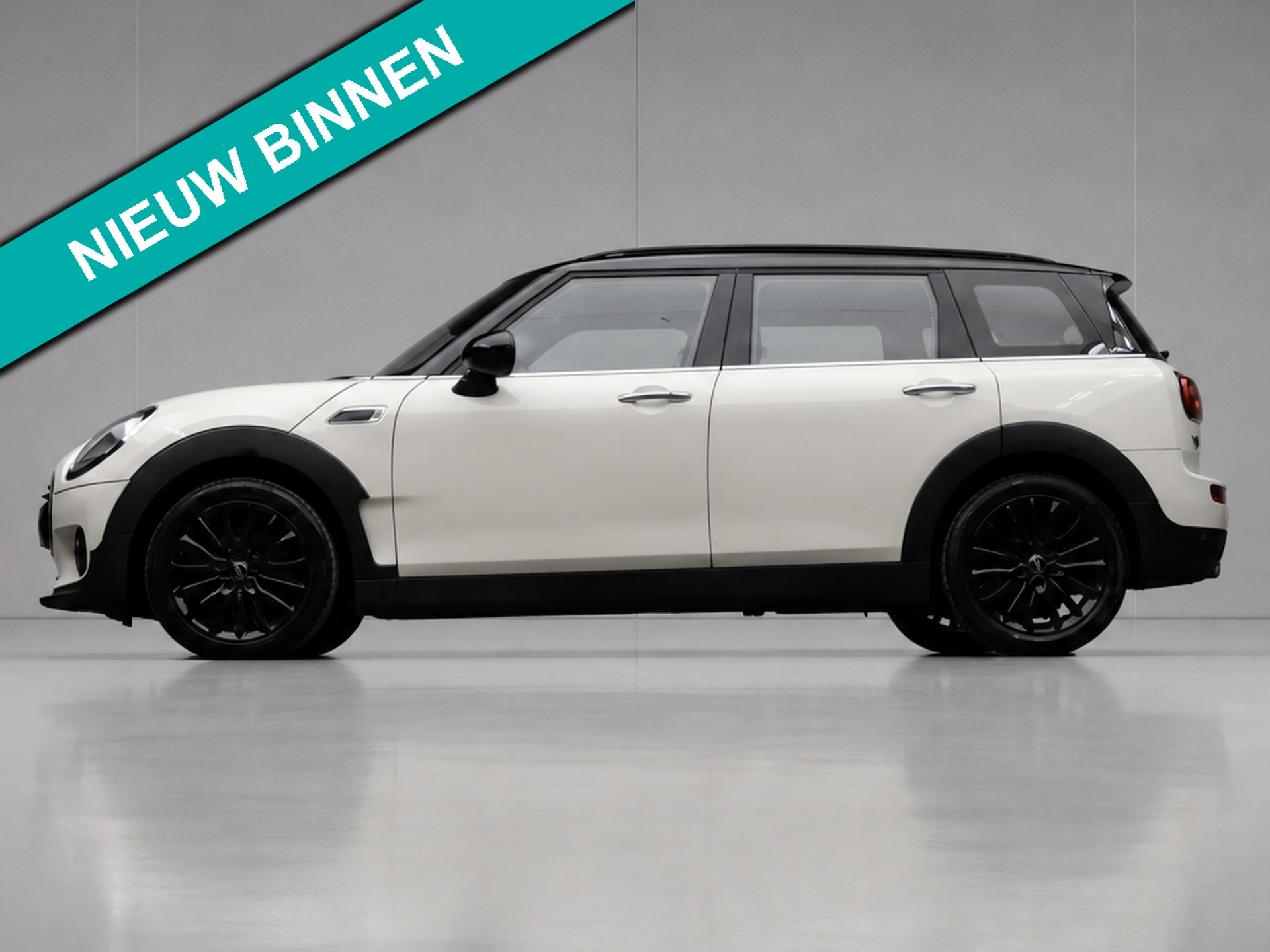 Mini Clubman 1.5 Cooper Sport (NAVI,LED,CRUISE,CLIMATE,SPORTSTOELEN,PDC,LM VELGEN,NIEUWE APK,NETTESTAAT)