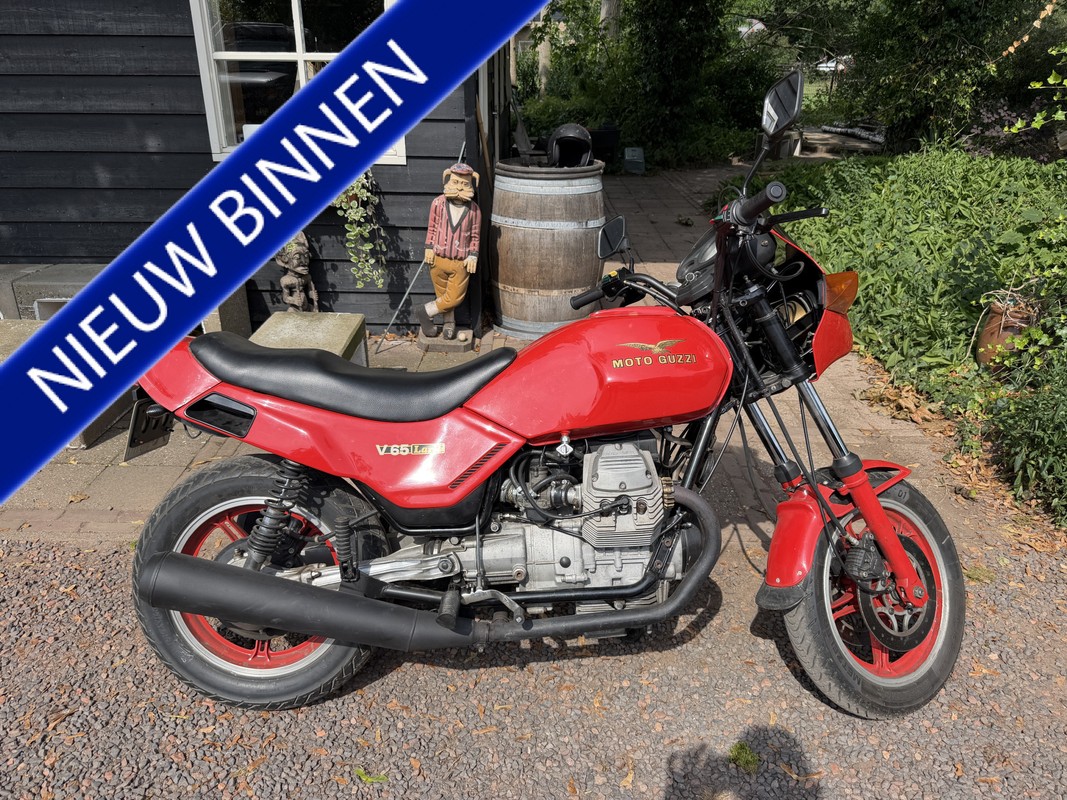 Moto Guzzi V 65 Lario