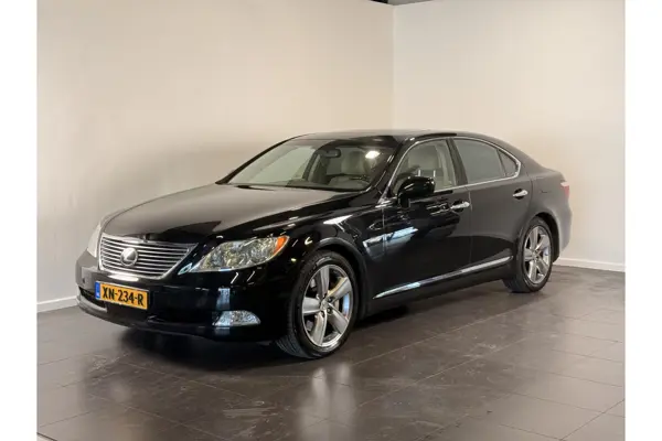 LS 460 Luxury
