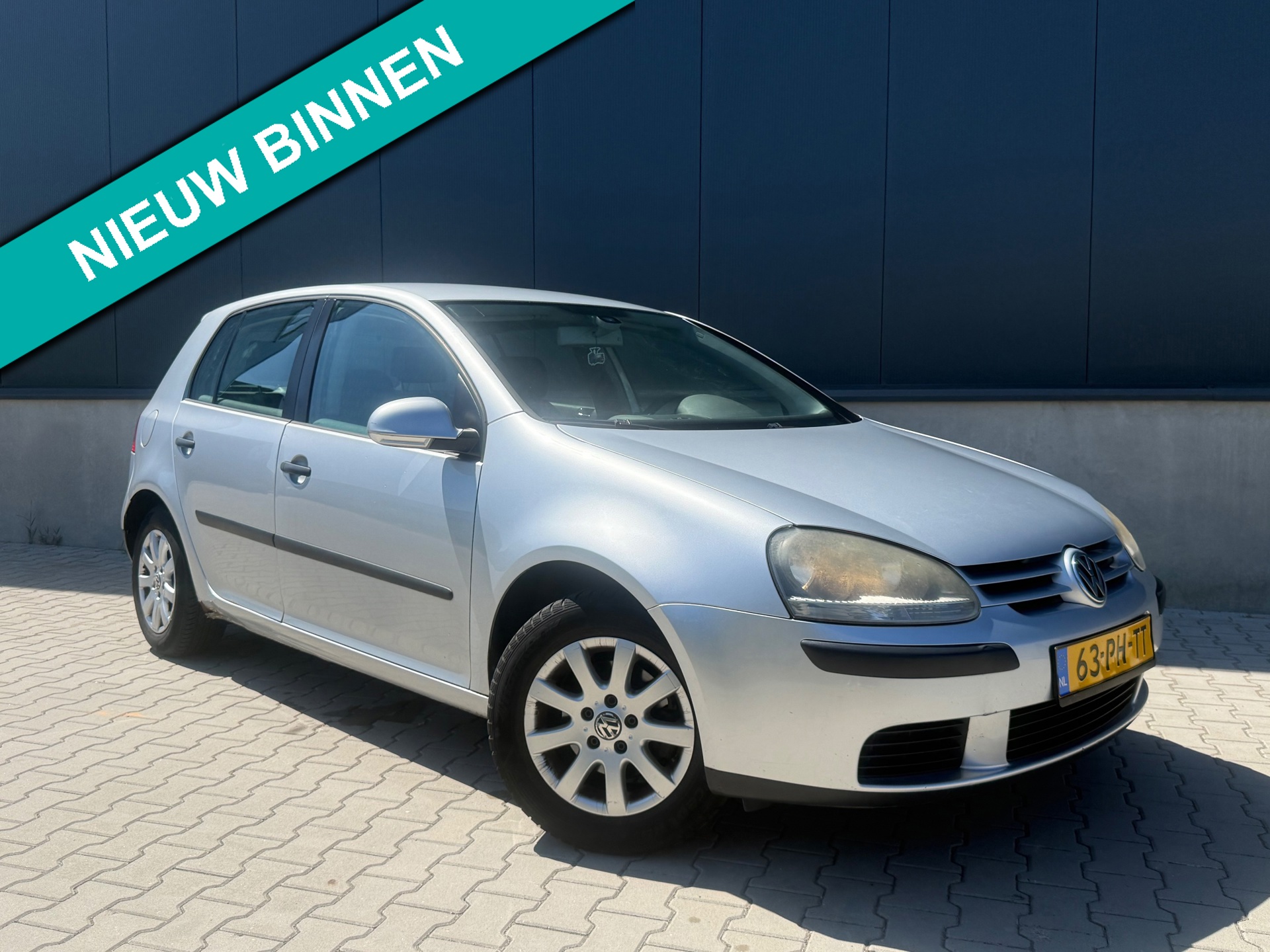 Volkswagen Golf 1.6 FSI Comfortline