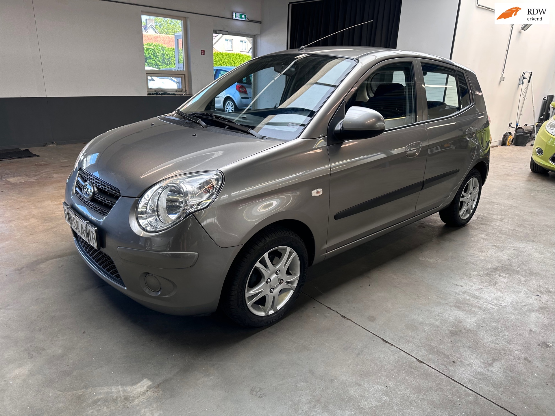 Kia Picanto 1.1 Fifteen|Airco|Nieuwe koppeling