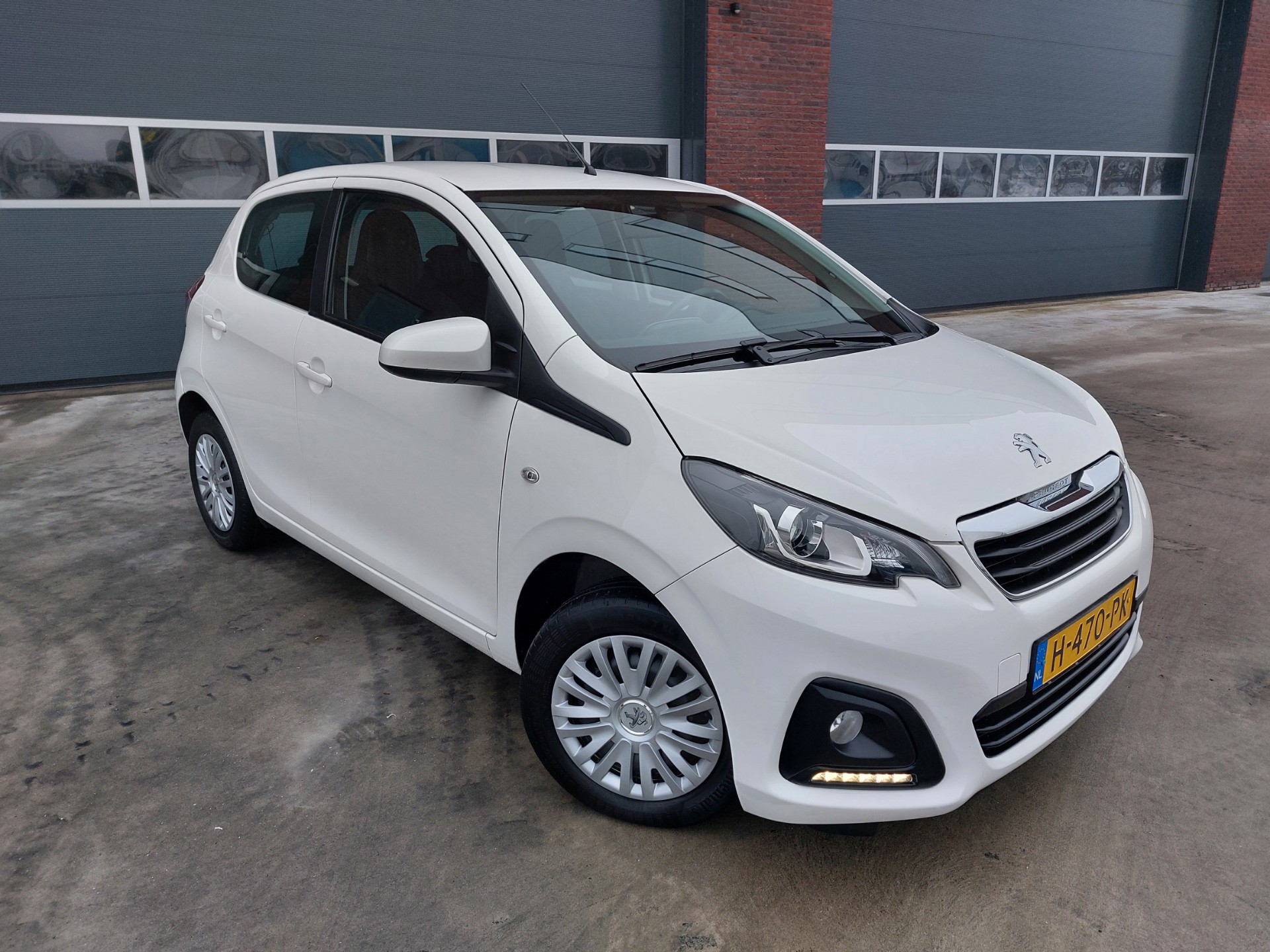 Peugeot 108 1.0 e-VTi Active Airco DAB Camera