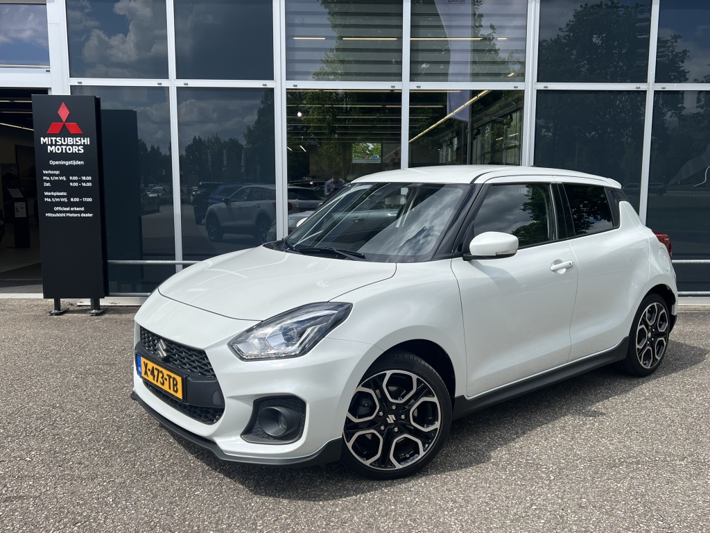 Suzuki Swift 1.4 Sport Smart Hybrid | Navi | Camera | 14483km