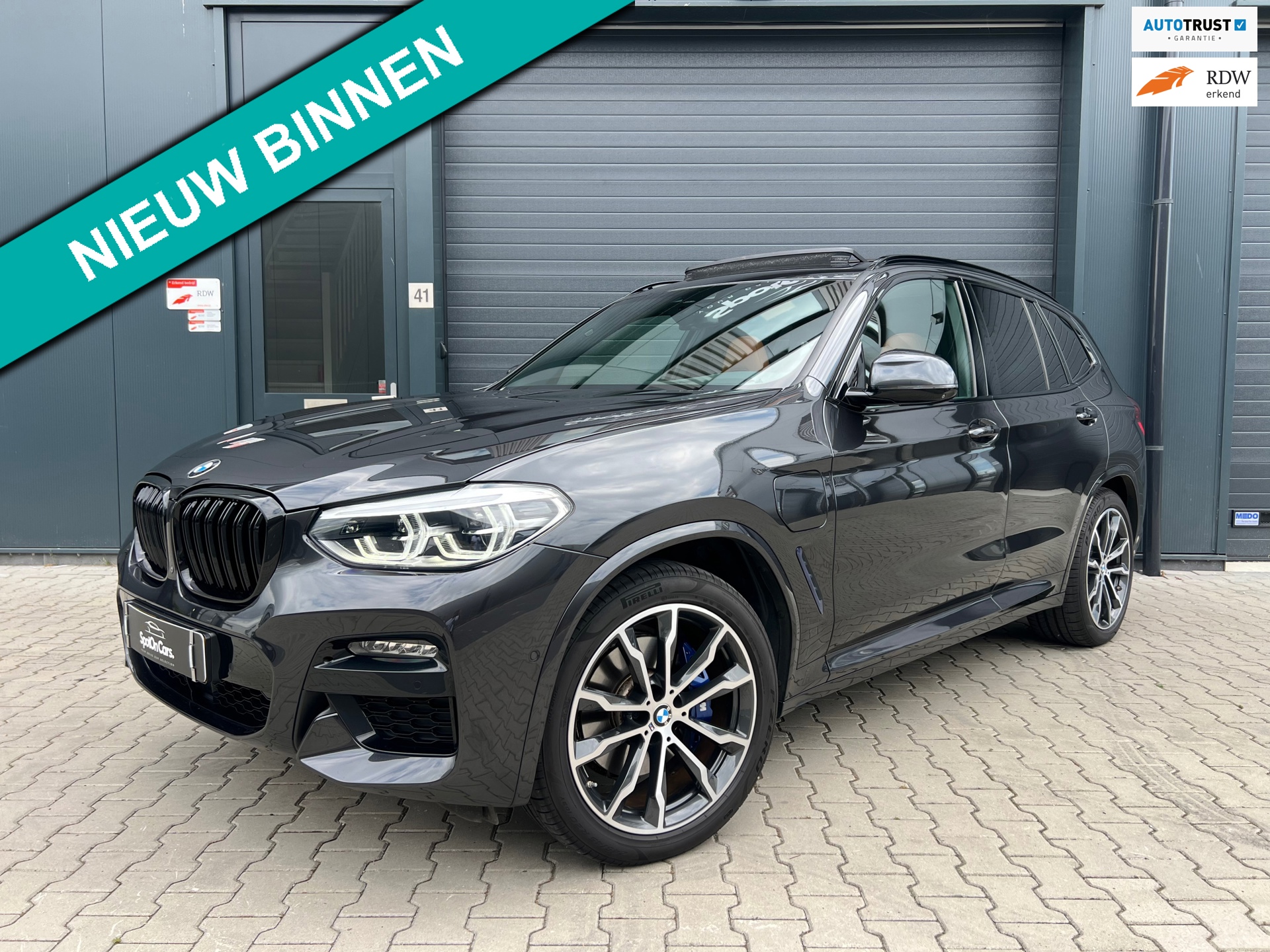 BMW X3 XDrive30e M-Sport M-Seats HUD PANO TREKHAAK 360° CAMERA H/K