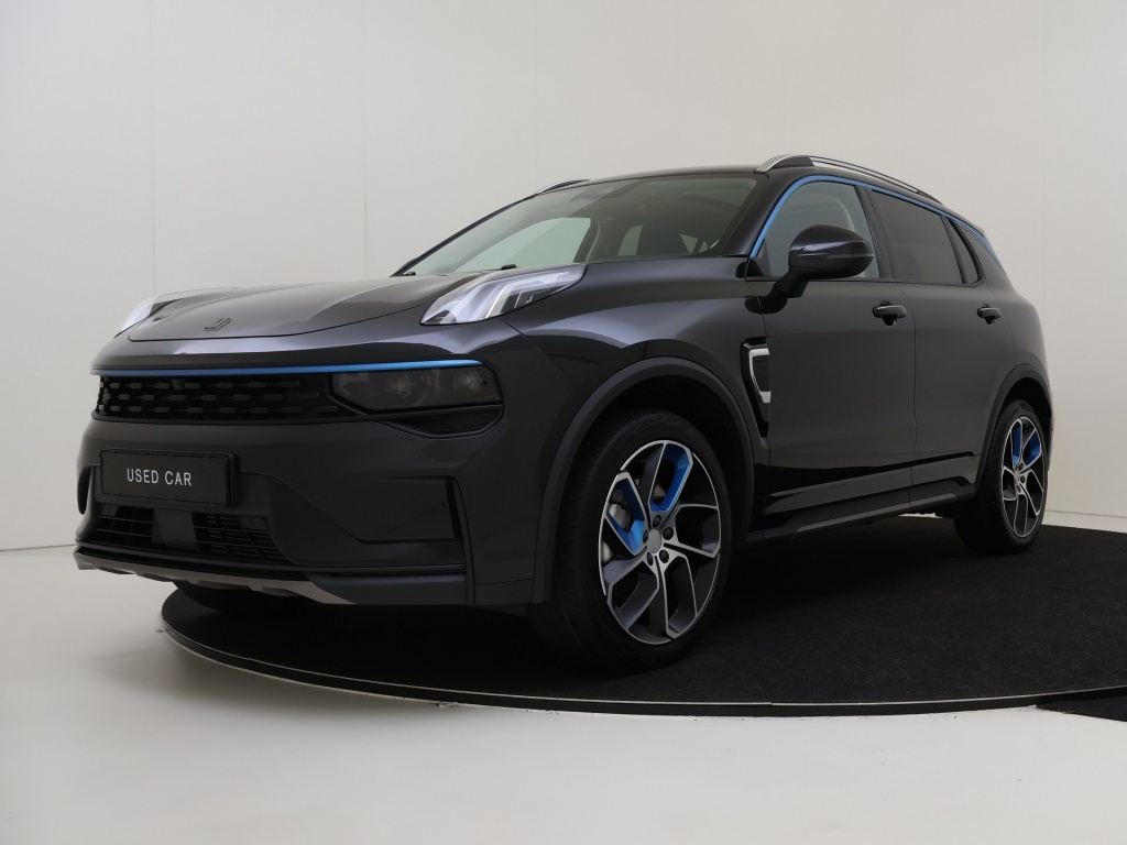 Lynk & Co 01 Rijklaar | Panoramadak | 360° camera
