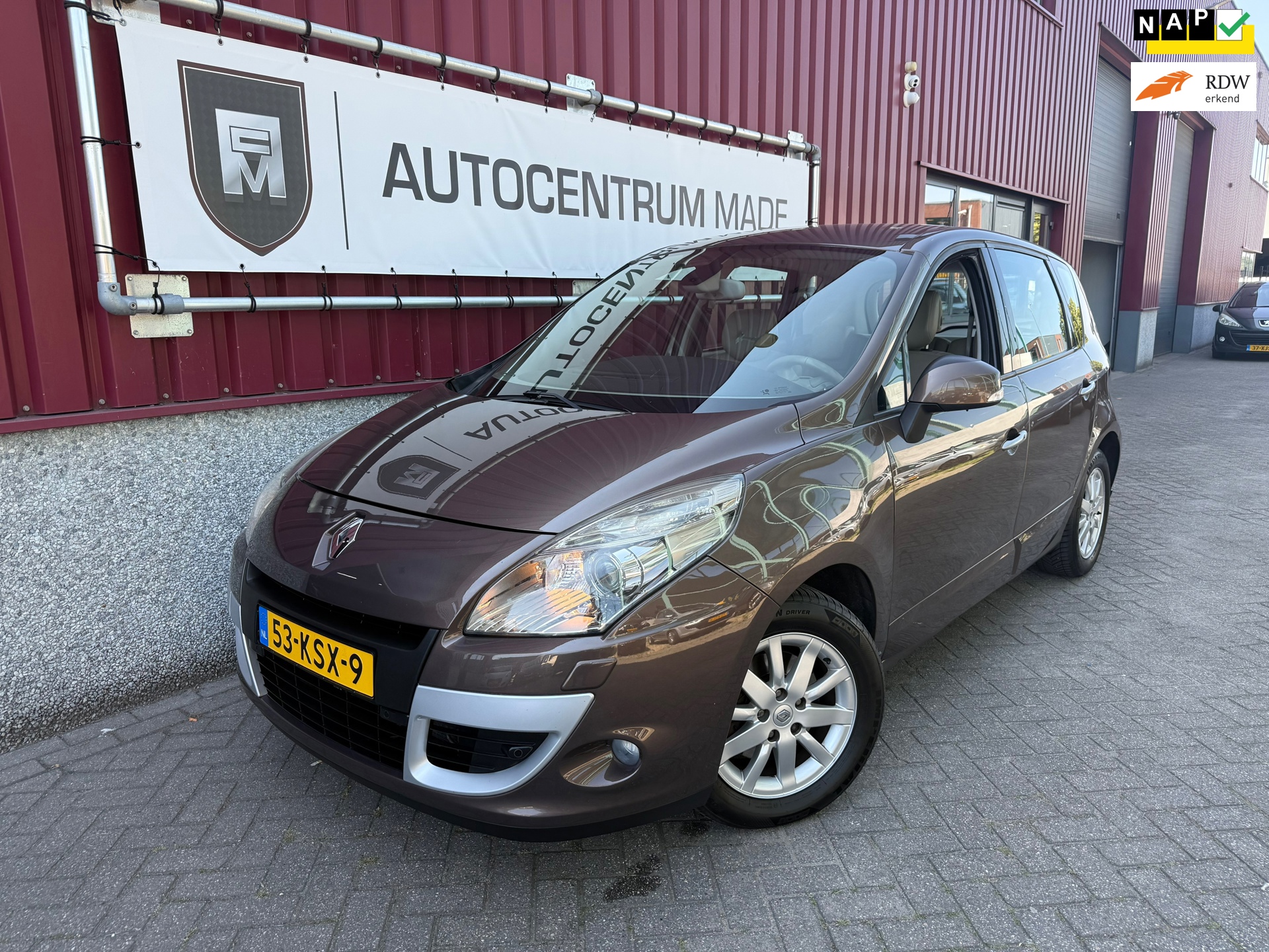 Renault Scénic 2.0 Privilege // Automaat // Leer // PDC // Navi // Clima