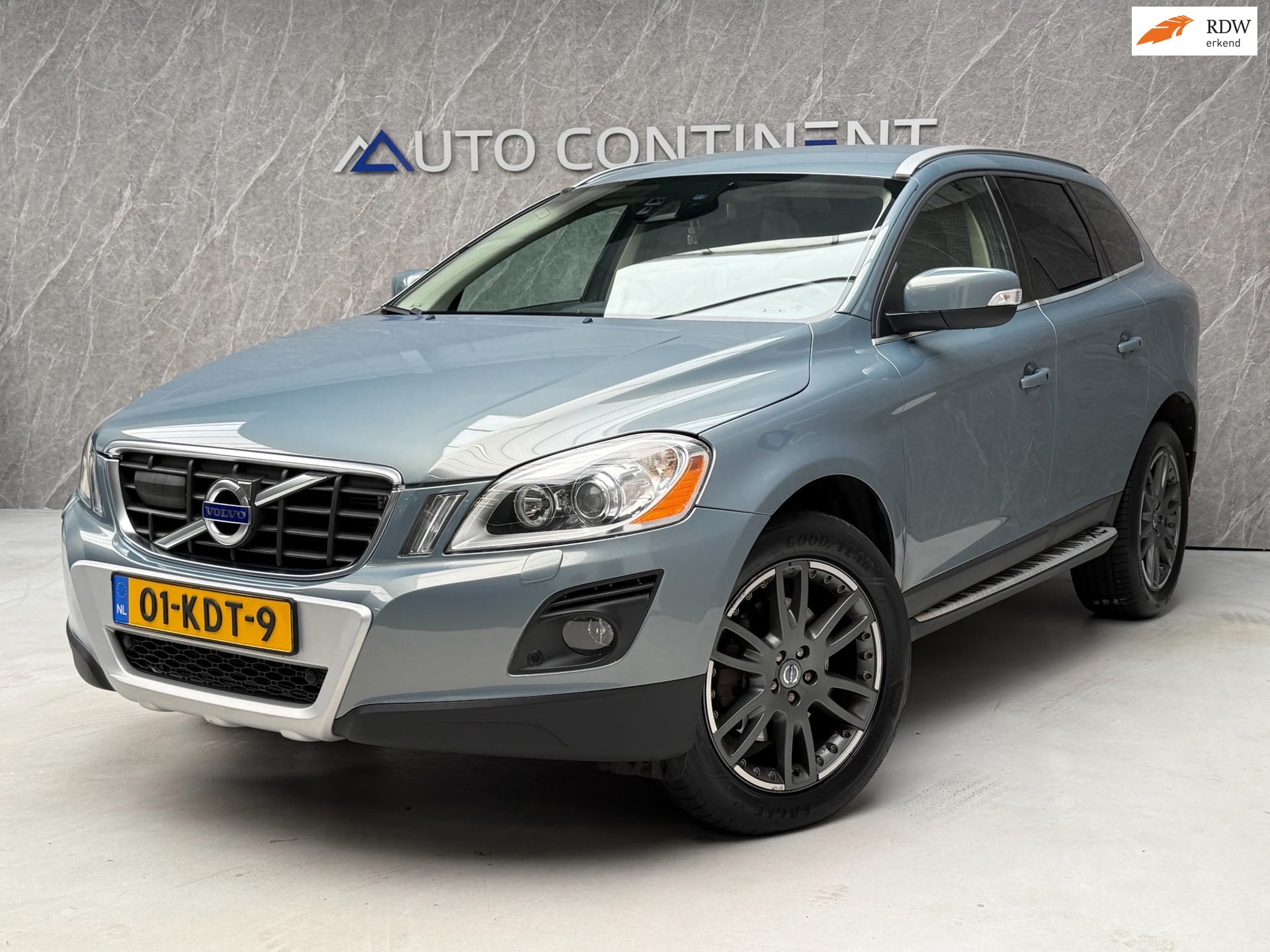 Volvo XC60 3.0 T6 AWD Summum / NAP / APK / YoungTimer