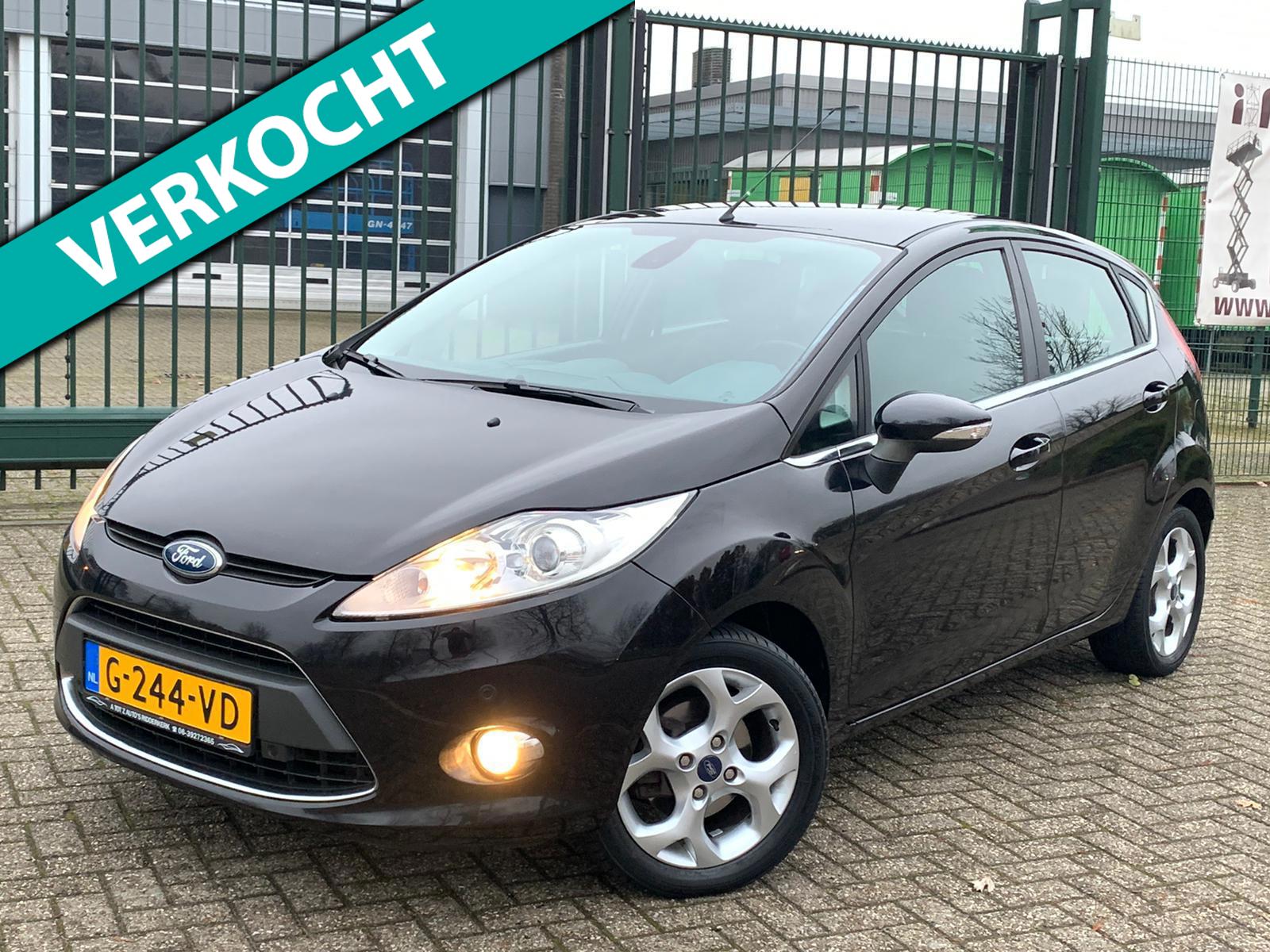 Ford Fiesta 1.4 Titanium l CLIMA l PDC l STOELVERW l LMV