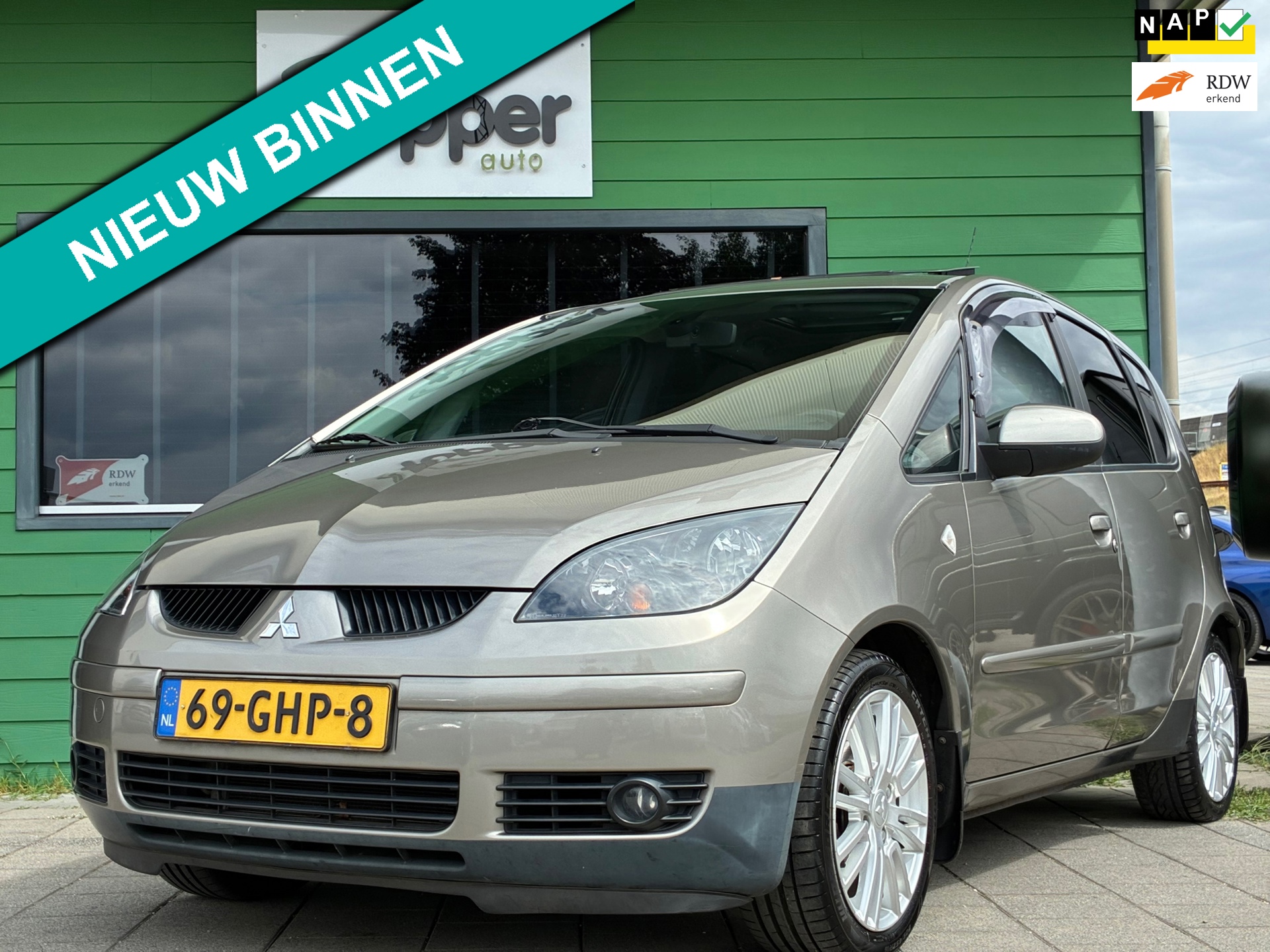 Mitsubishi Colt 1.5 Sky|1e Eigenaar|Panoramadak|Airco|CruiseControl|PDC|Trekhaak|