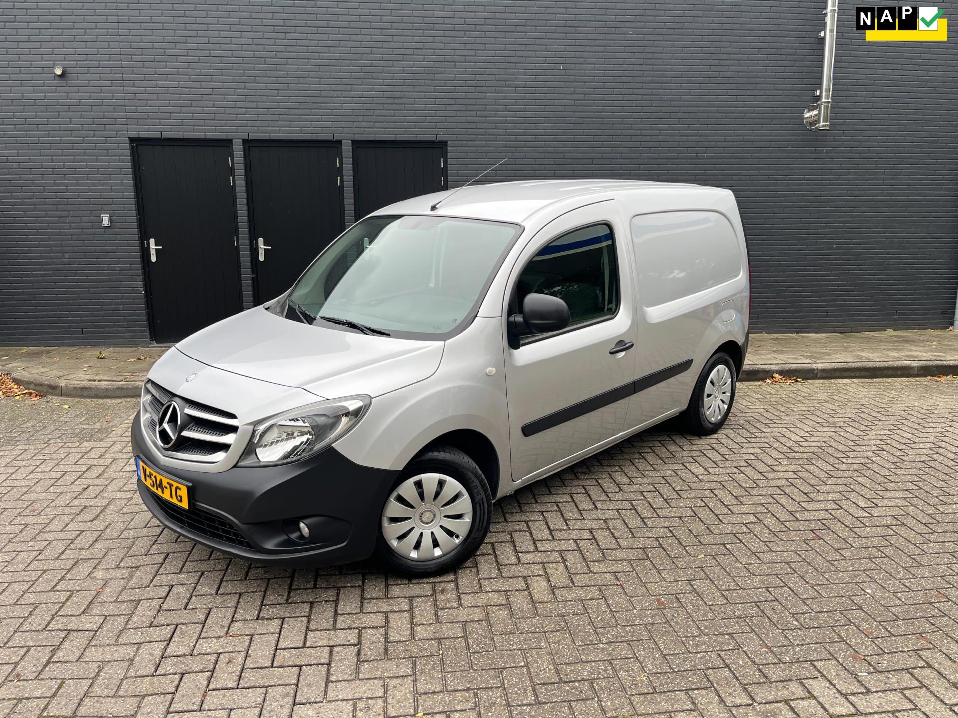 Mercedes-Benz Citan 109 CDI Versnellingsbak maakt lawaai