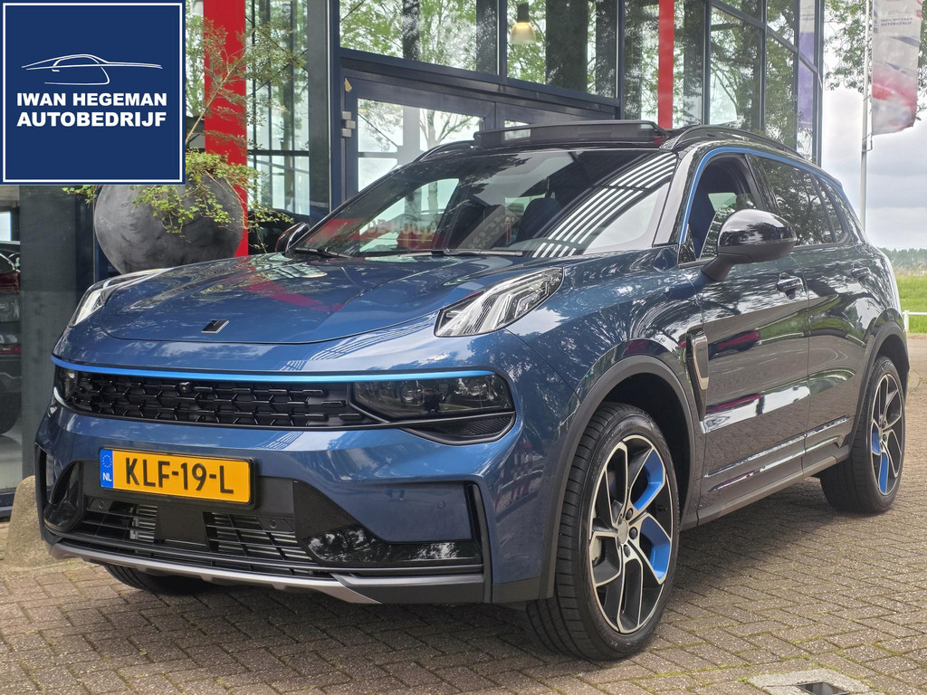 Lynk & Co 01 | Panoramadak | Stuurverwarming | Stoelverwarming | PDC + Camera