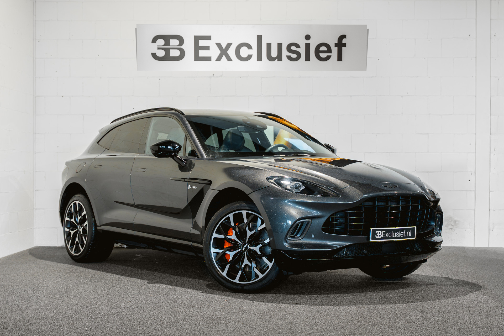 Aston Martin DBX 4.0 V8 | Pan.dak | 360Cam. | Sportuitlaat |