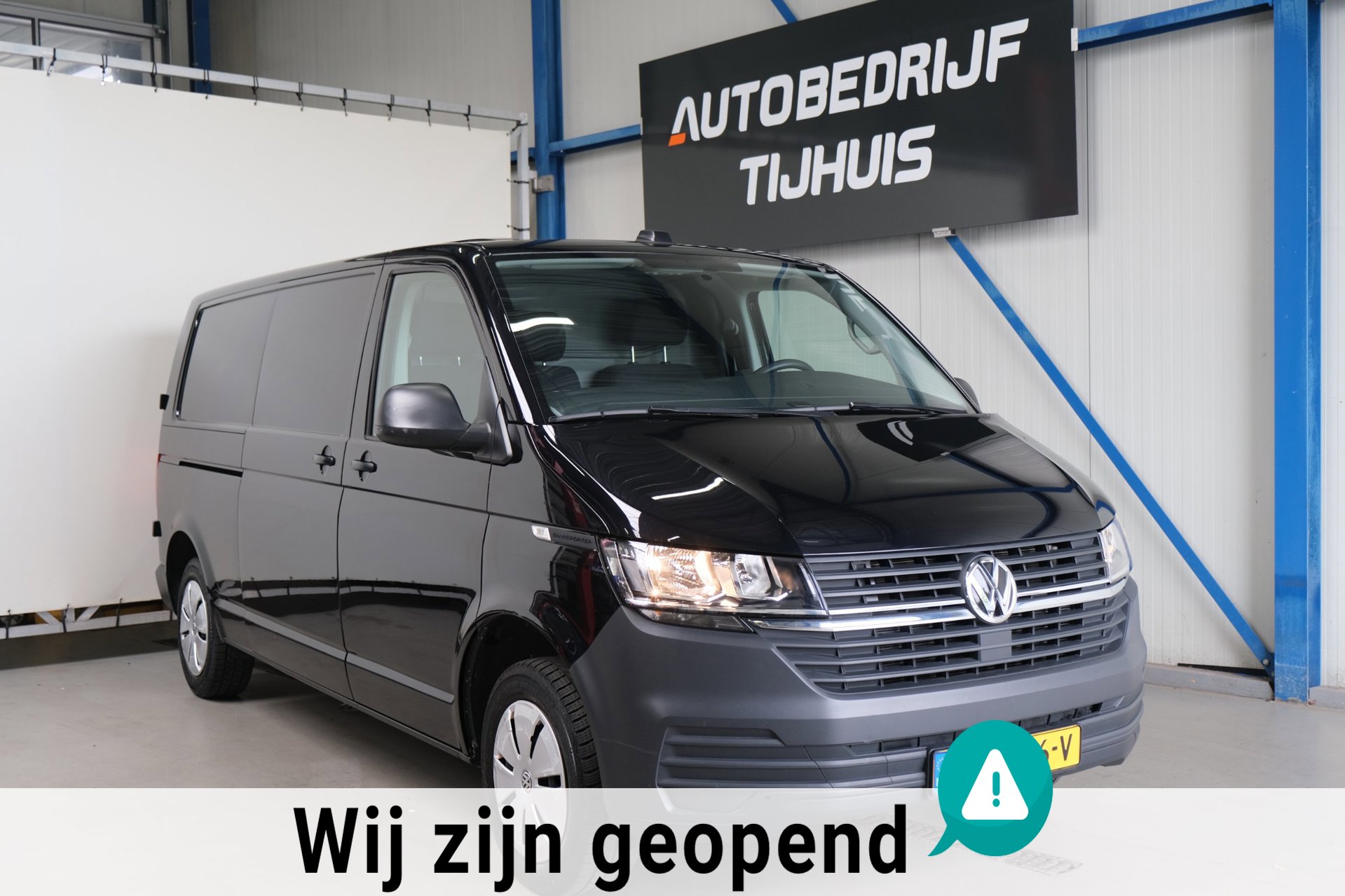 Volkswagen Transporter 2.0 TDI 150PK L2H1 28 Comfortline Automaat - Airco, Cruise, Navi, PDC, Camera, Carplay, Trekhaak.