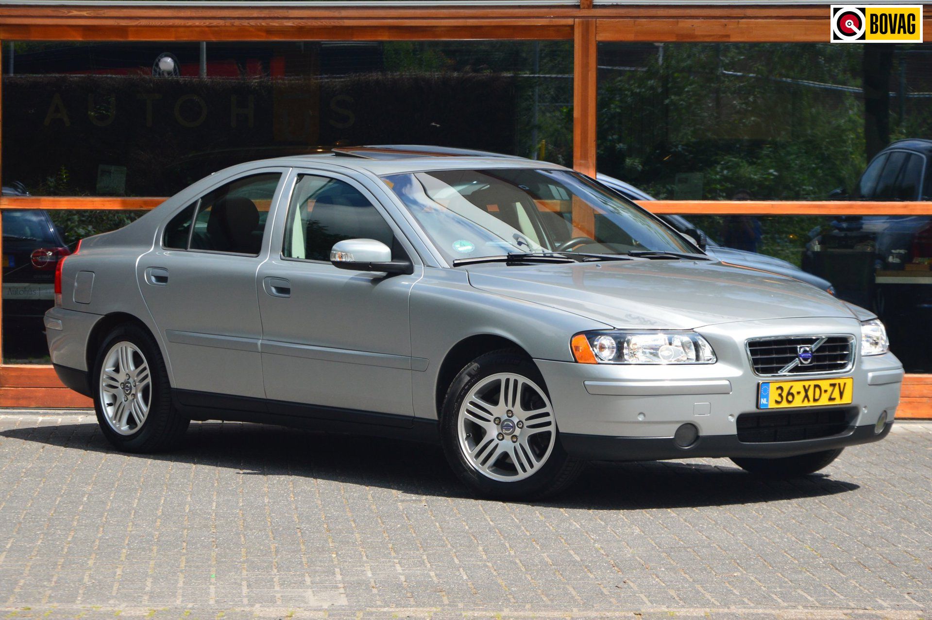 Volvo S60 5 Cylinder 2.0T Summum | Panoramdak | Perfect onderhouden | Benzine/LPG | Leer | Automaat | Cruise |