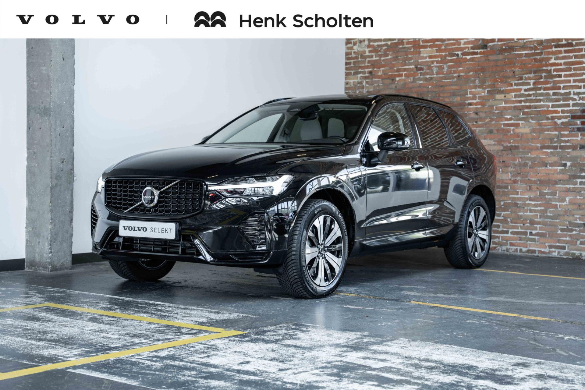 Volvo XC60 T6 Automaat Plug-in hybrid AWD Plus Dark