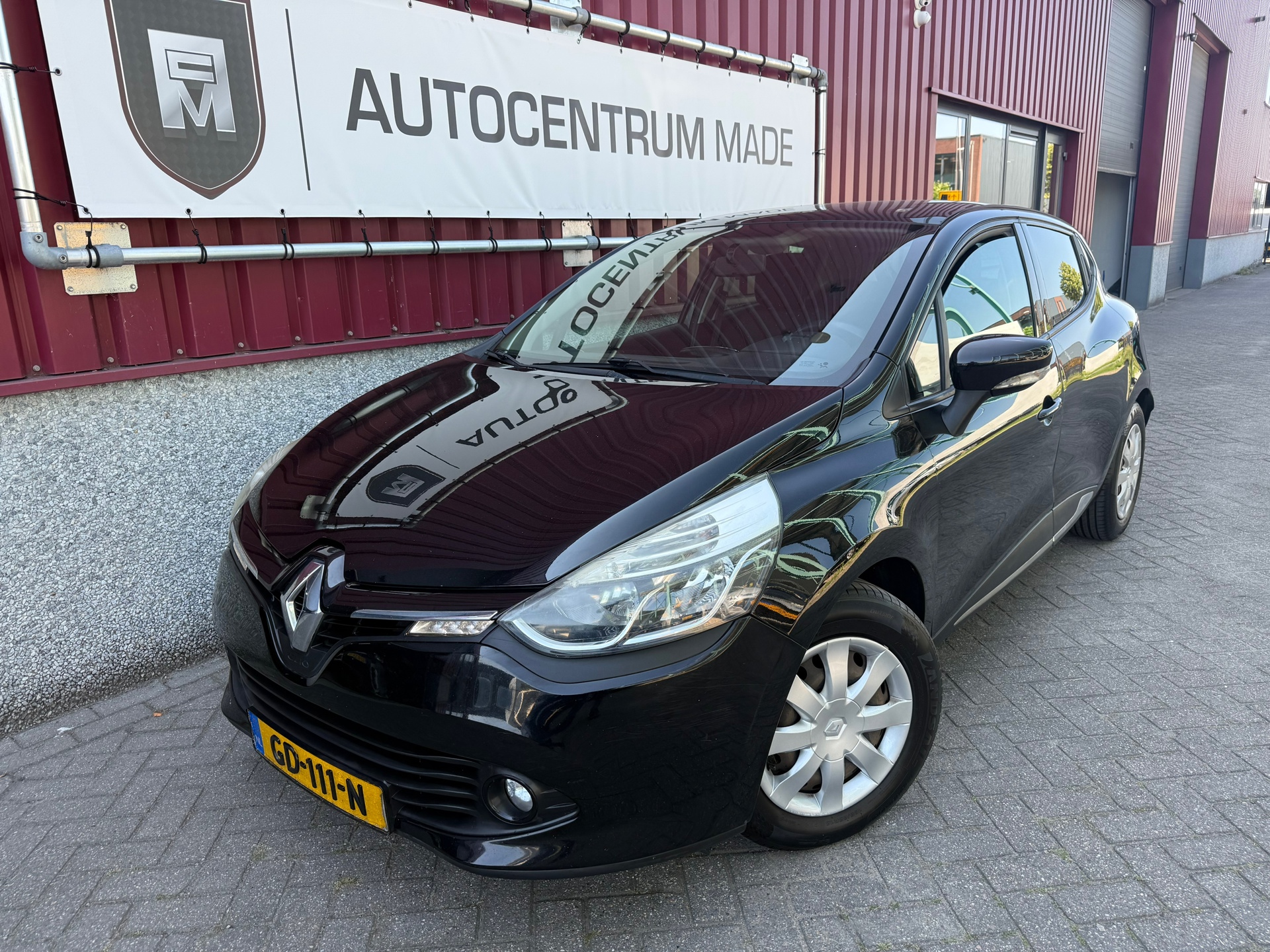 Renault Clio 0.9 TCe Authentique // Pano.dak // Airco // Navi //