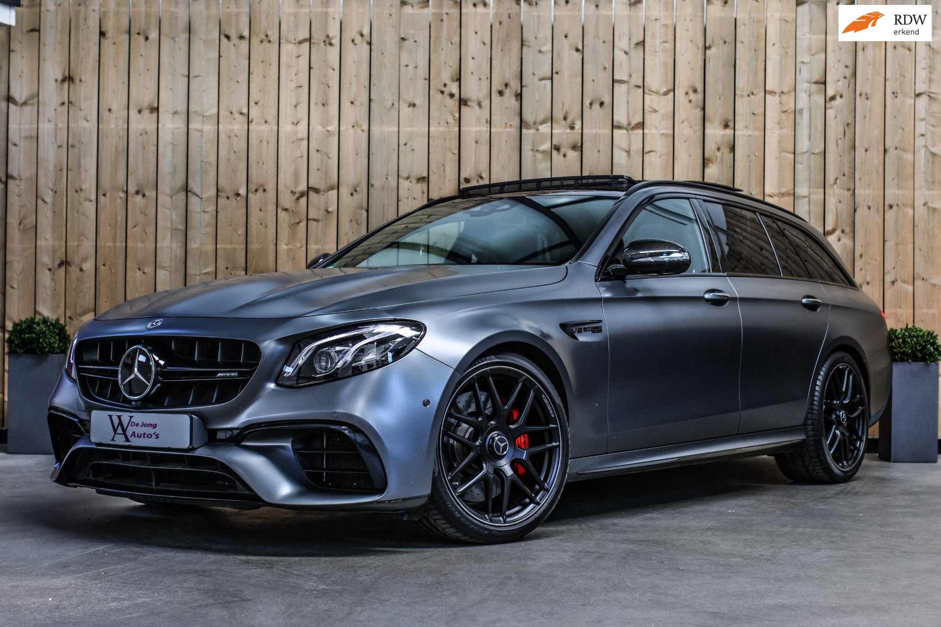 Mercedes-Benz E-klasse Estate AMG 63 S 4MATIC+ *Pano*Perf. Stoelen*Burmester*Carbon*Keyless*