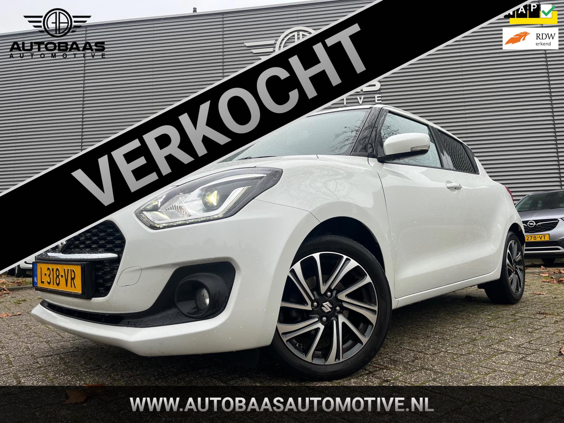 Suzuki Swift 1.2 Style Smart Hybrid AUTOMAAT **APK 08-2027** NL-AUTO+NAP+1EIG+NAVI+STOELVERWARMING+FULL LED+CAMERA+INCL BTW+