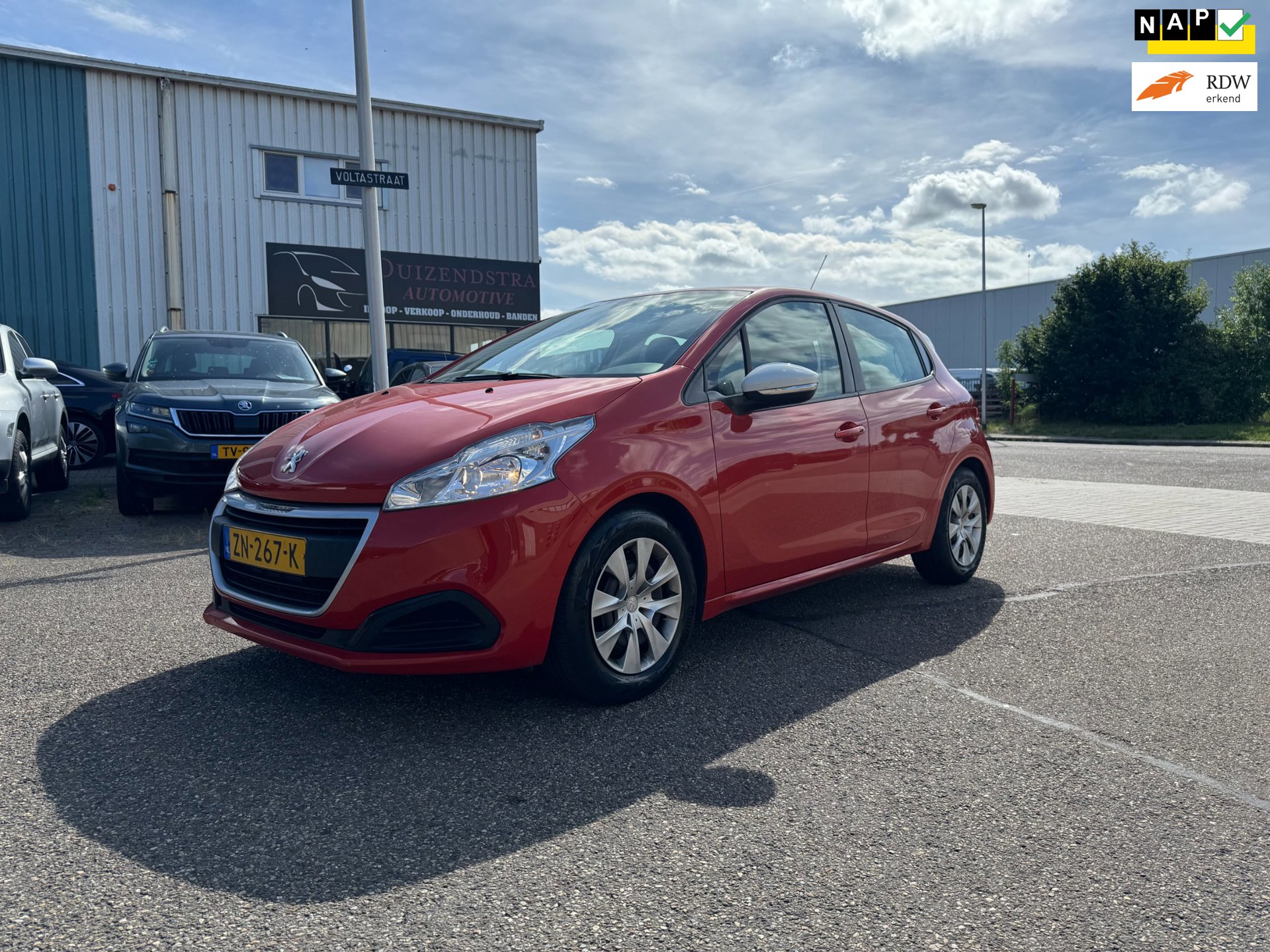 Peugeot 208 1.2 PureTech Like 35.964Km Nap!