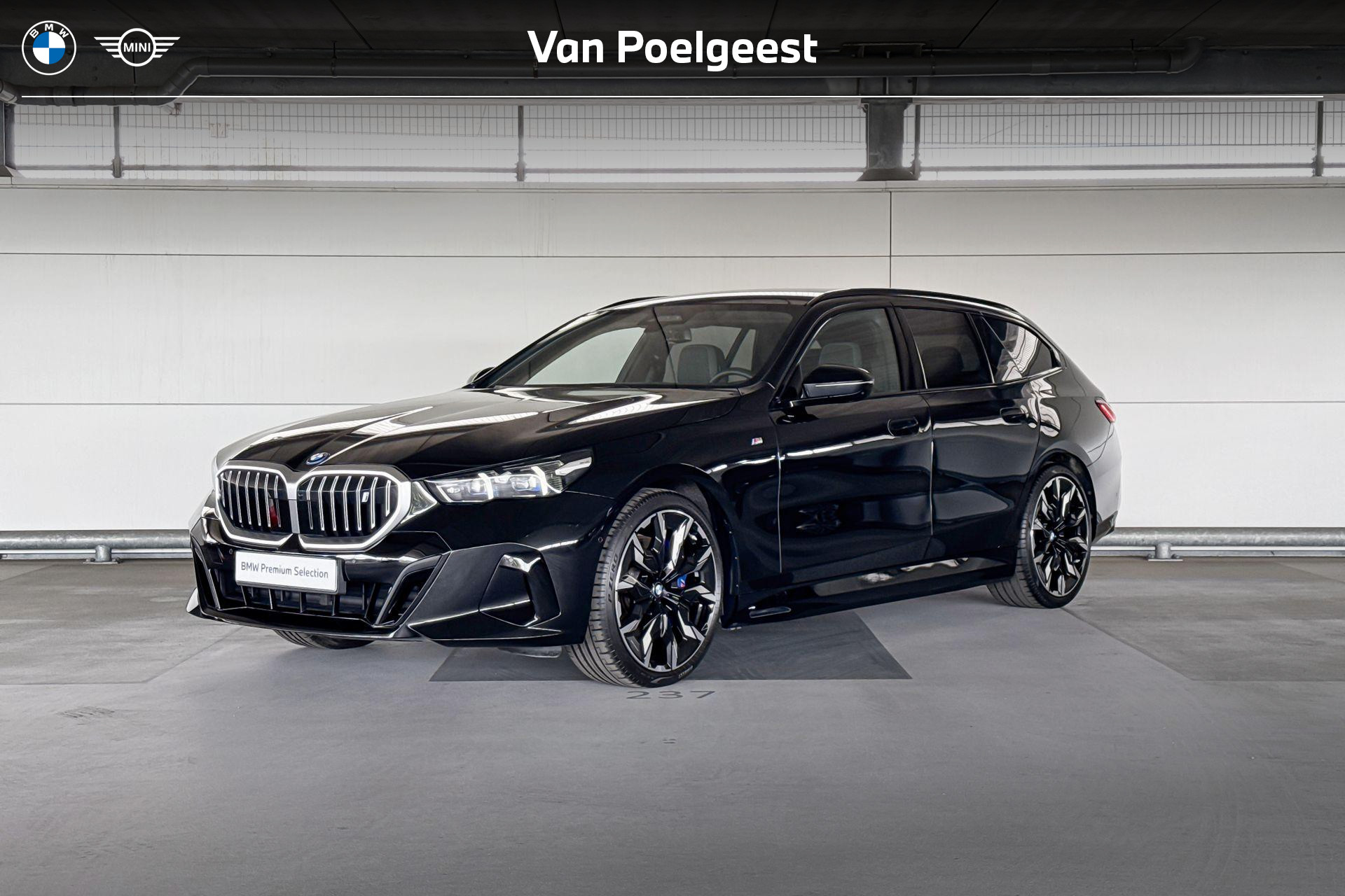 BMW i5 Touring xDrive40