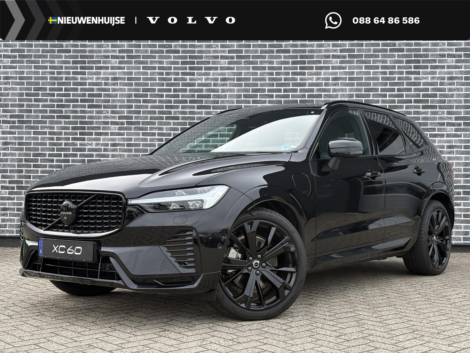 Volvo XC60 2.0 T8 Plug-in-Hybrid AWD Ultra Black Edition