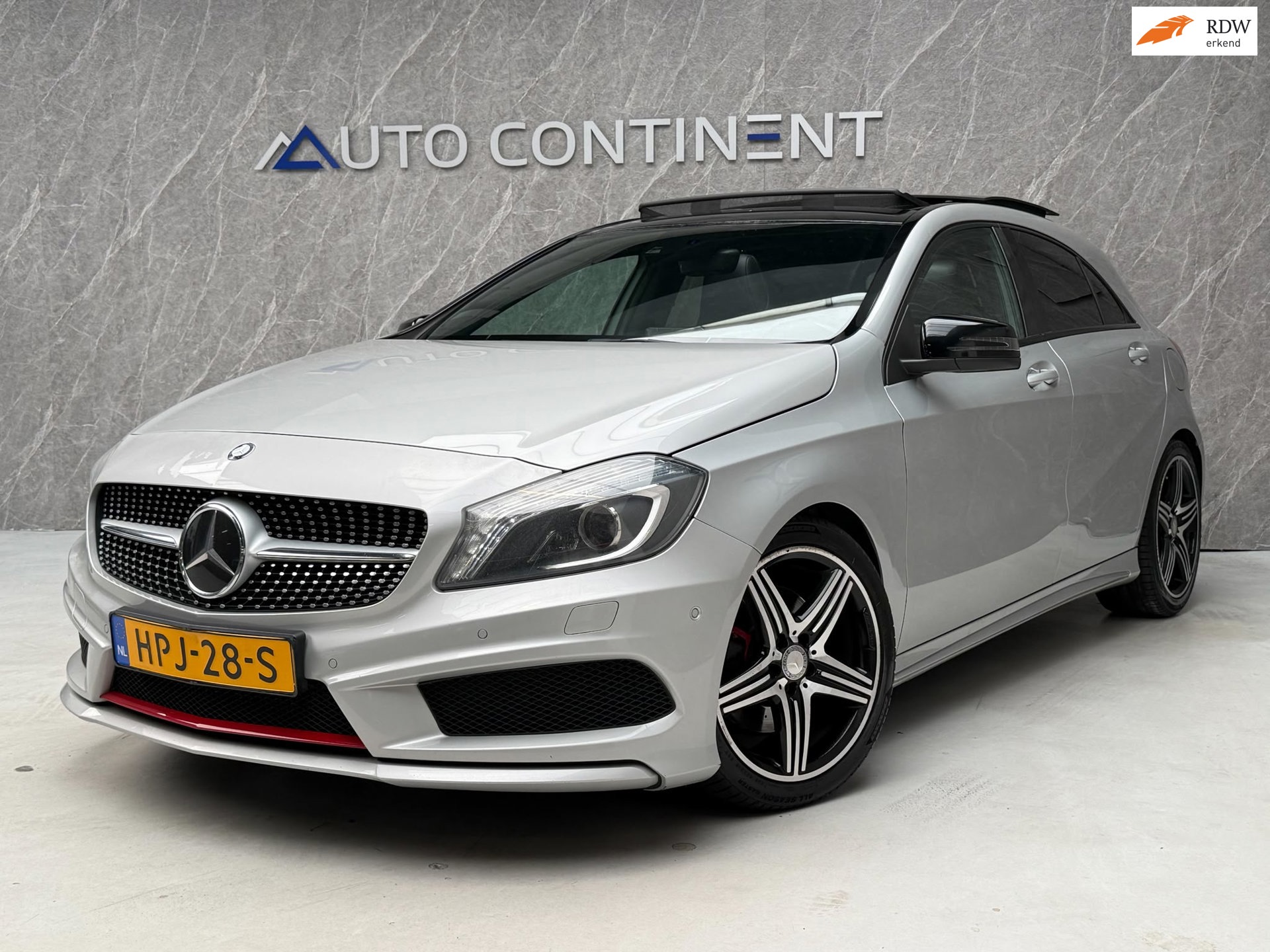 Mercedes-Benz A-klasse 250 AMG Pakket 211 PK / Panorama / APK