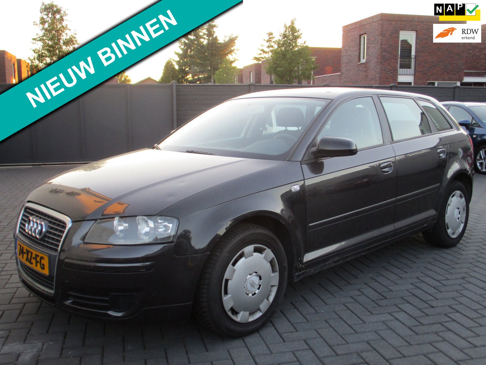 Audi A3 Sportback 1.6 Attraction Pro Line Business Airco Clima !