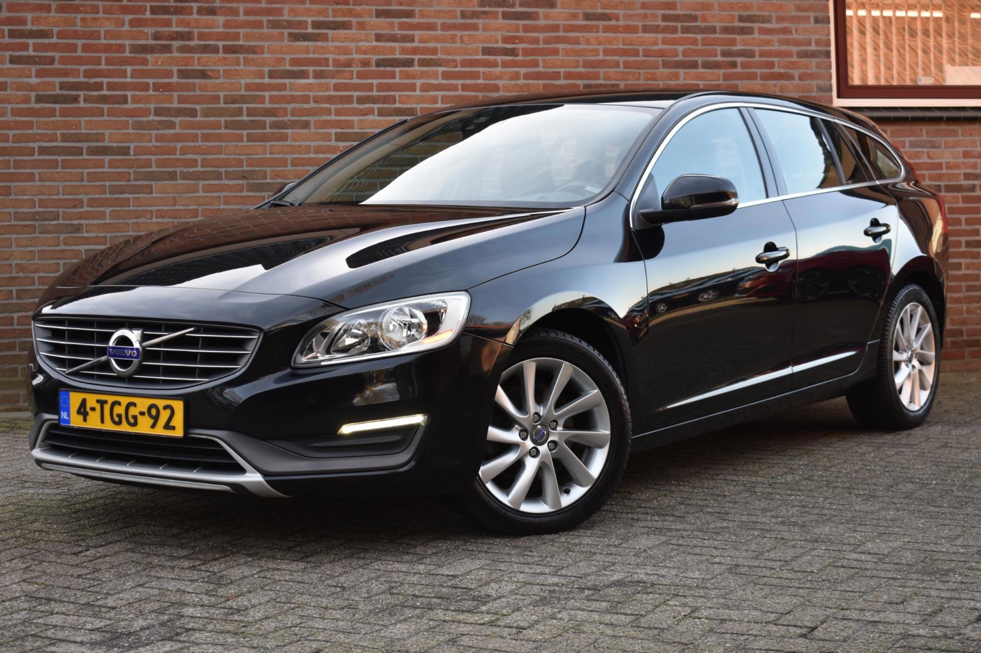 Volvo V60 2.0 D4 Momentum '14 ROETFILTER DEFECT!!! Navi Clima Cruise Inruil mogelijk