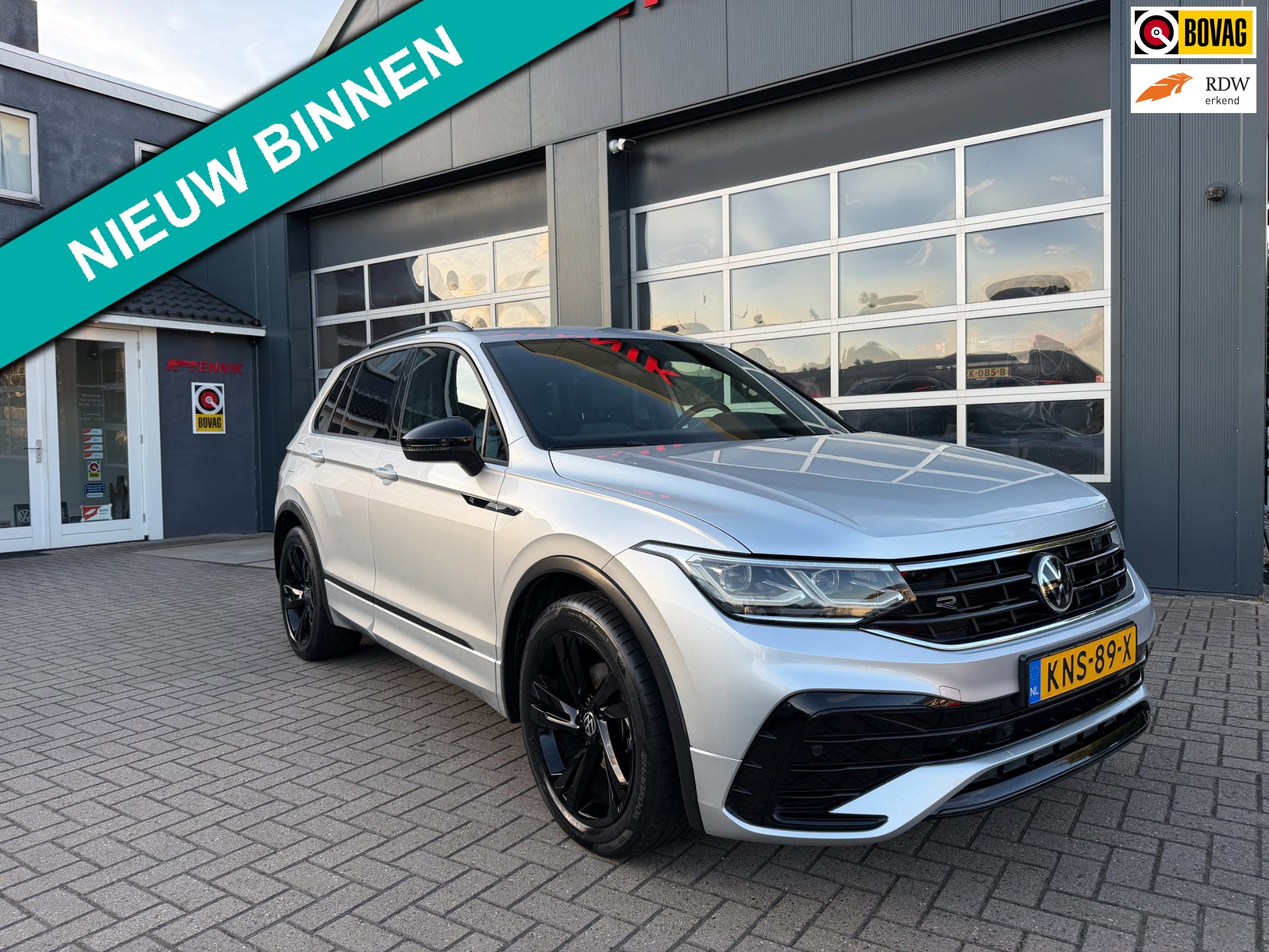 Volkswagen TIGUAN 1.5 TSI R-Line Business+/ ACC / Black Pack / 2x R-Line .