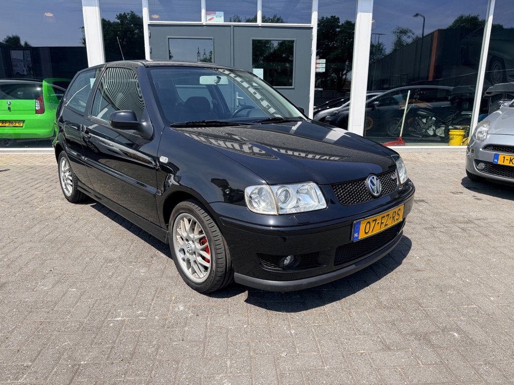 Volkswagen Polo 1.6-16V GTI