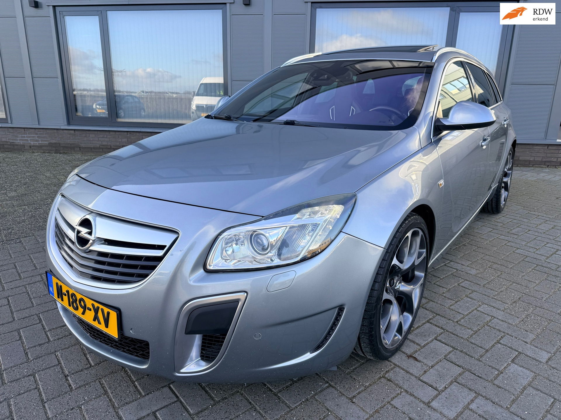 Opel Insignia Sports Tourer 2.8 T OPC 4x4|325pk|Recaro|Panoramadak|Simons|20inch|