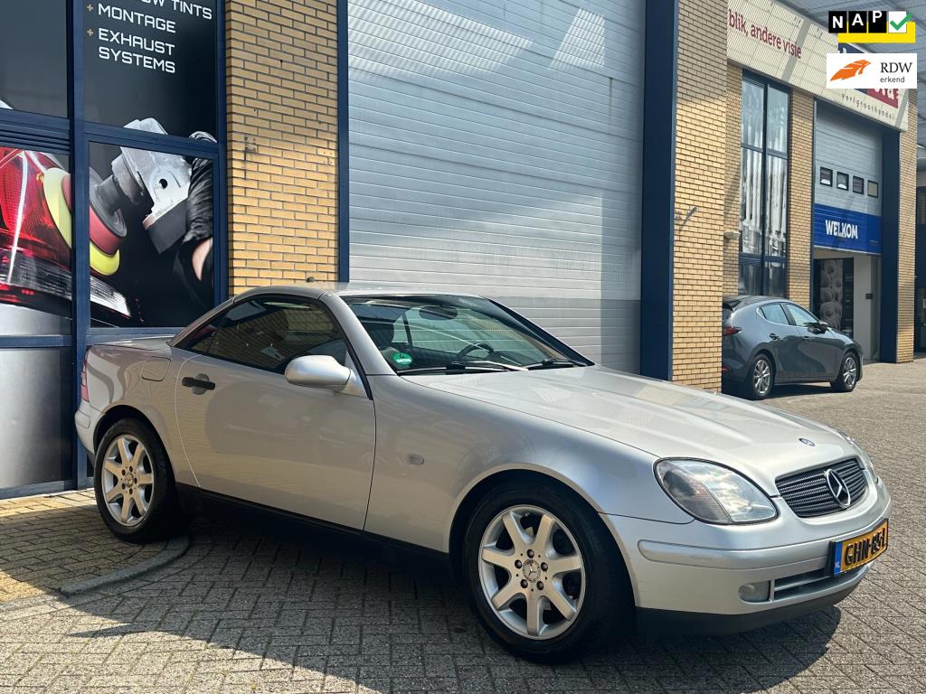 Mercedes-Benz SLK-klasse 200, Nette auto, Airco, Cabriolet, Lichtmetaal, Apk, Leder, Stoelverwarming, Windscherm, Inruil mogelijk.