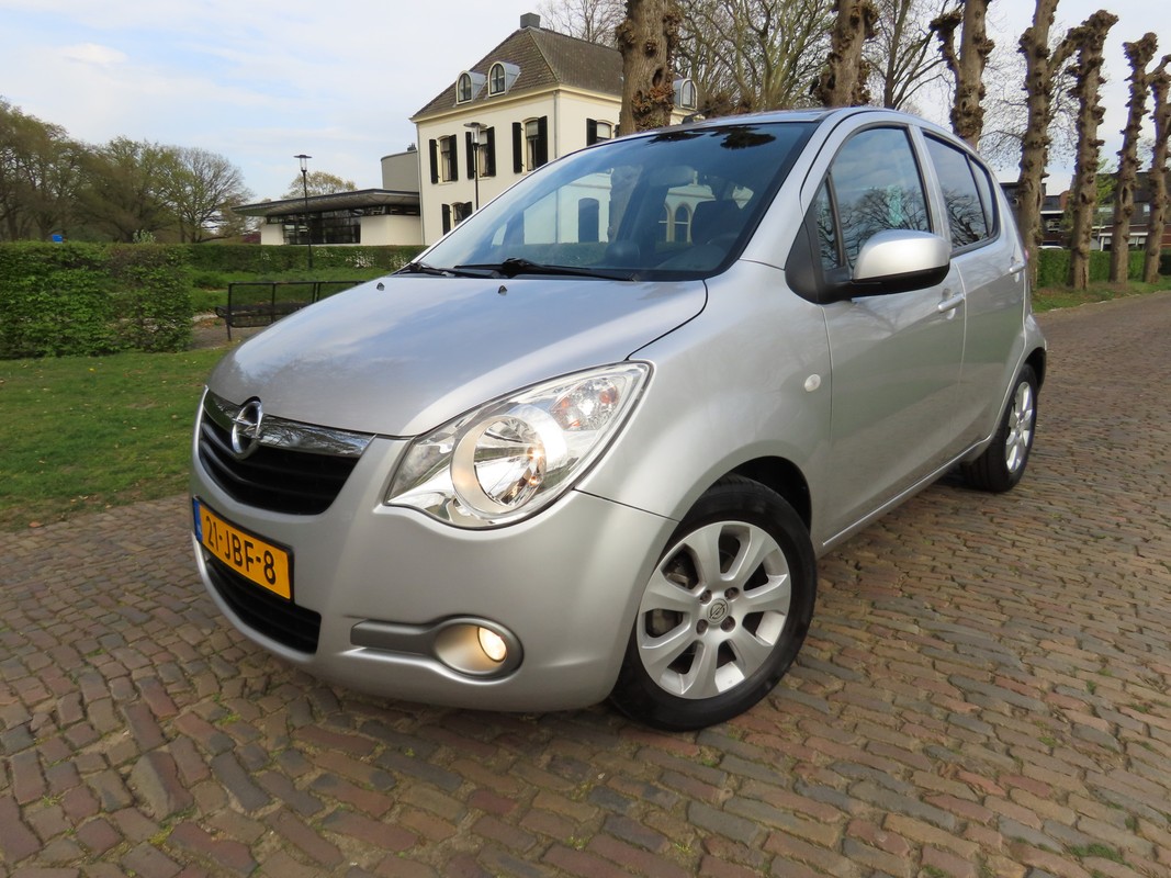 Opel Agila