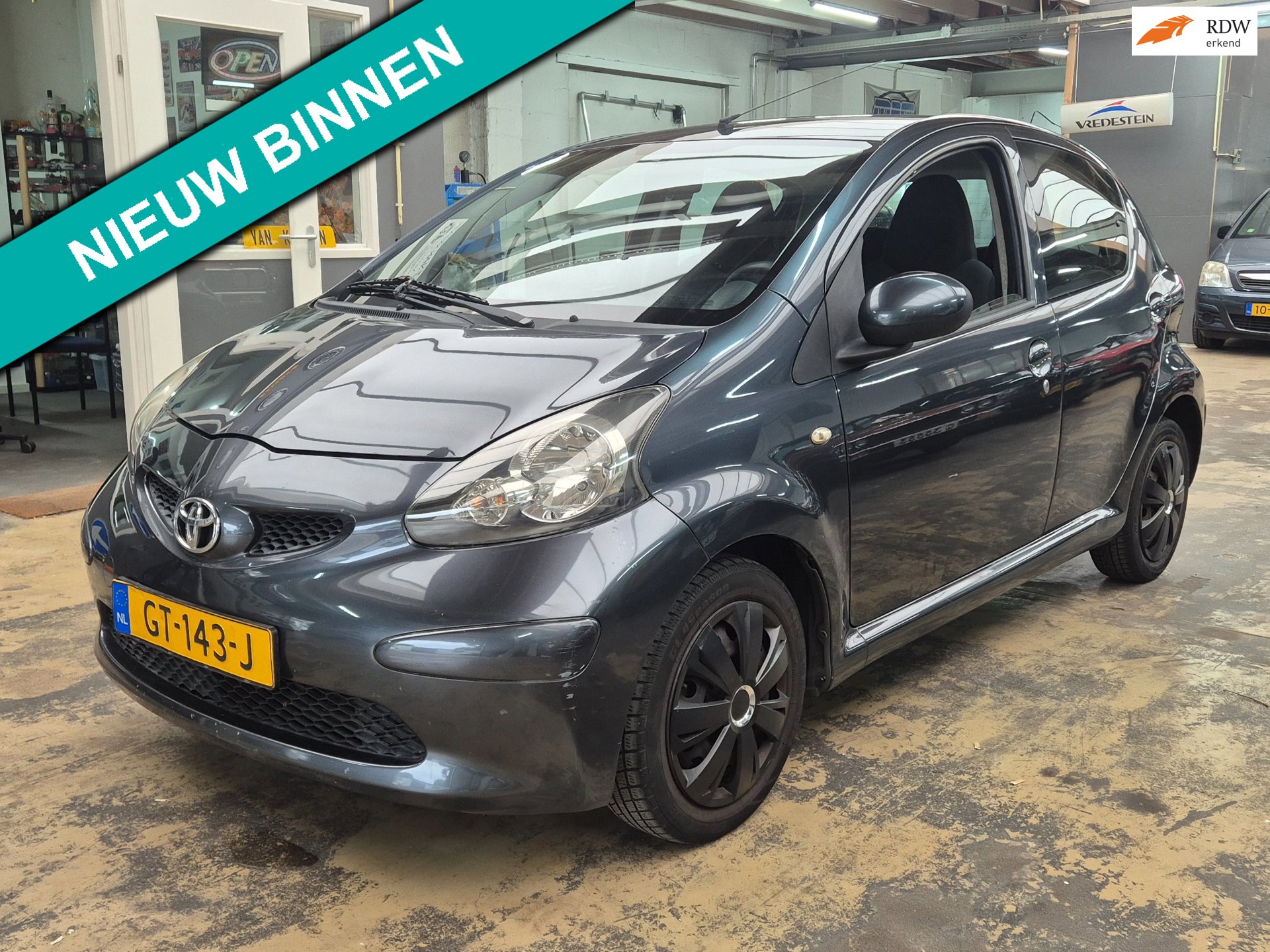 Toyota Aygo 1.0-12V met AIRCO *5-DEURS* NIEUWE APK