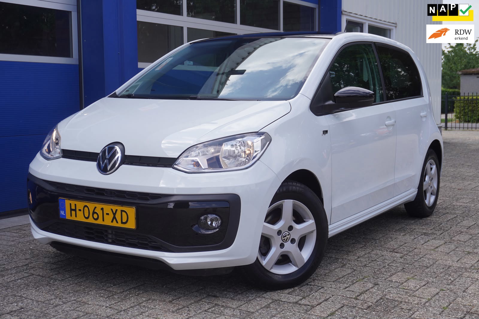 Volkswagen Up! 1.0 R-Line