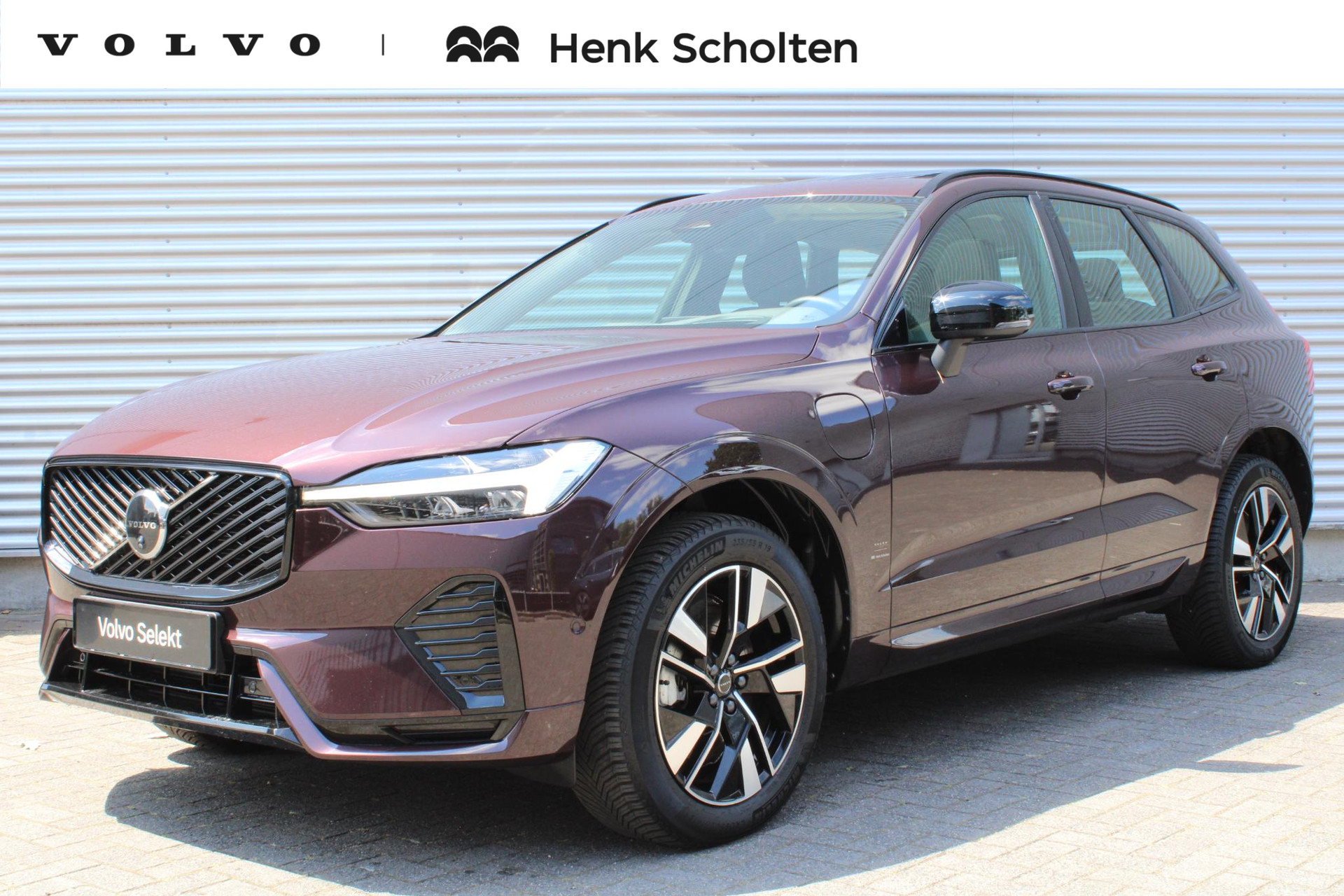 Volvo XC60 T6 Plug-in hybrid AWD Plus Dark