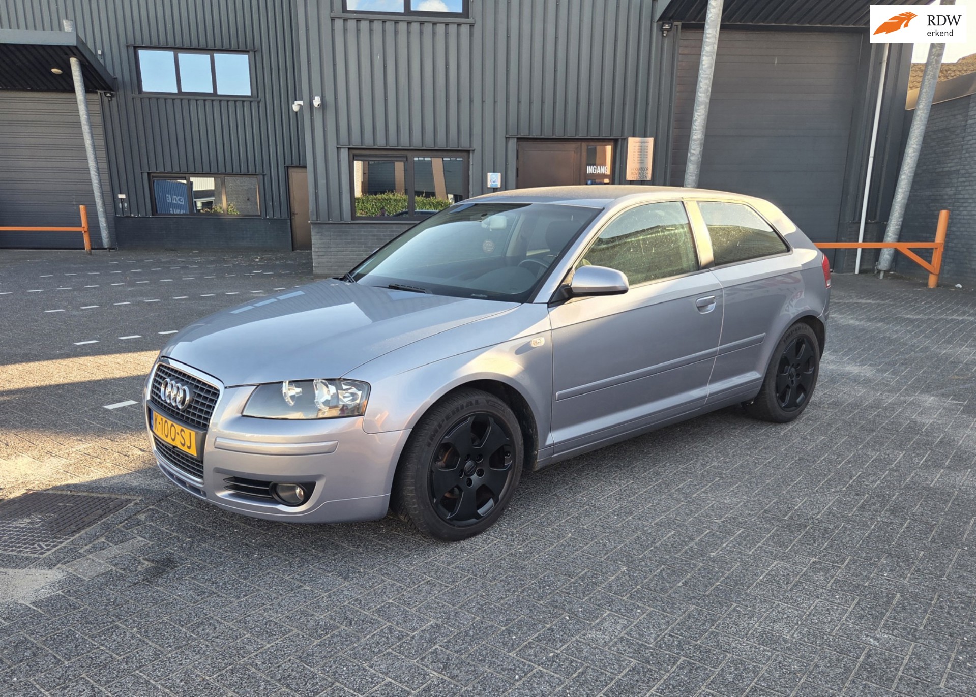 Audi A3 1.6 FSI Attraction Sportback Airco!