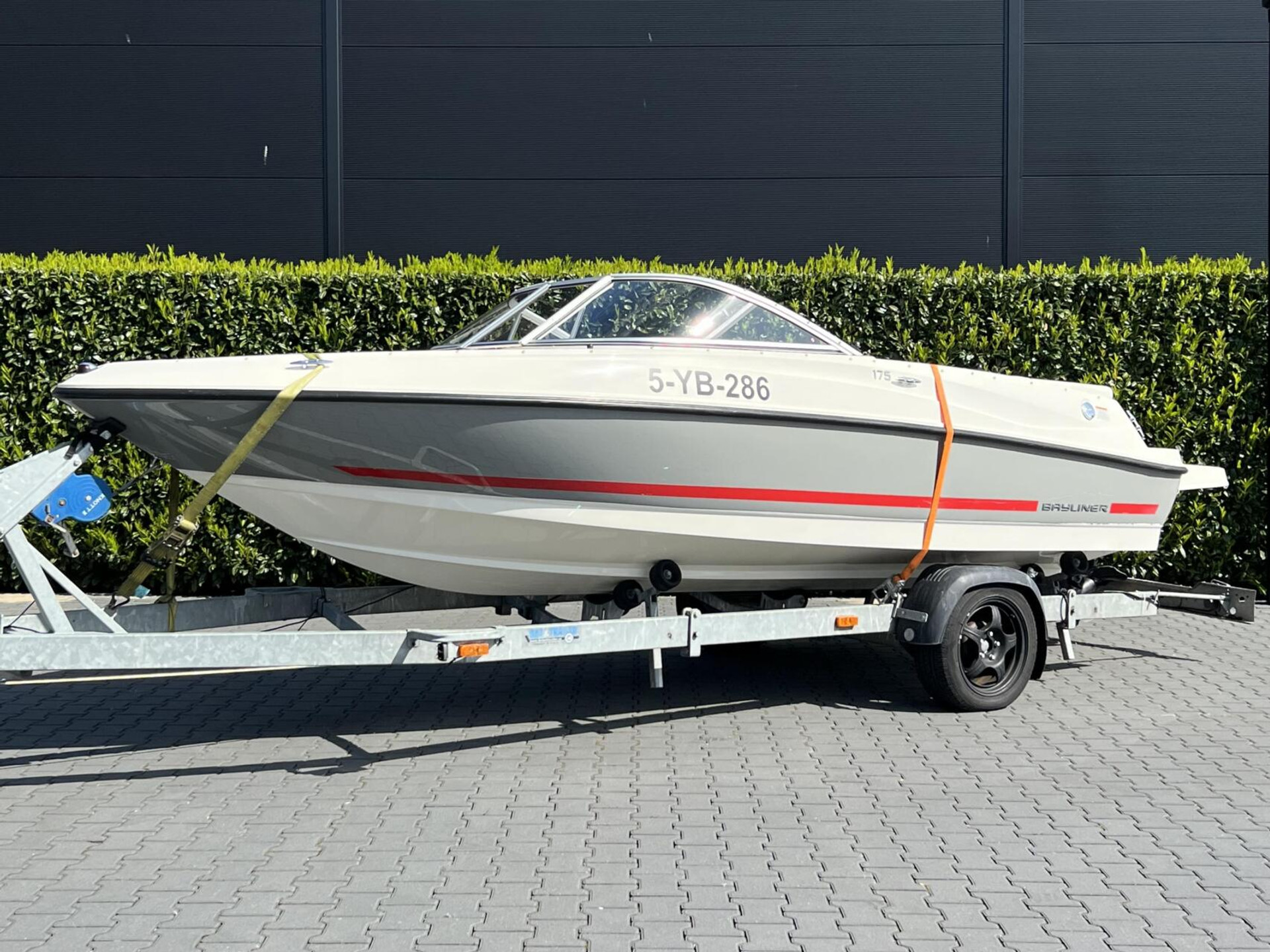 Bayliner