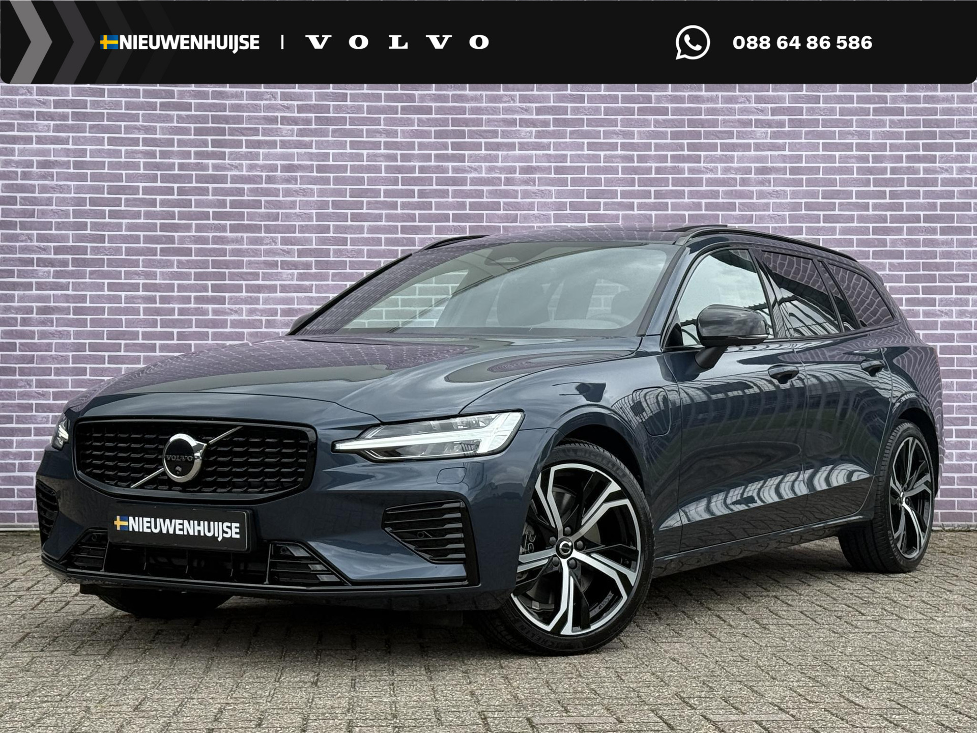 Volvo V60 2.0 T6 Plug-in hybrid AWD Ultra Dark