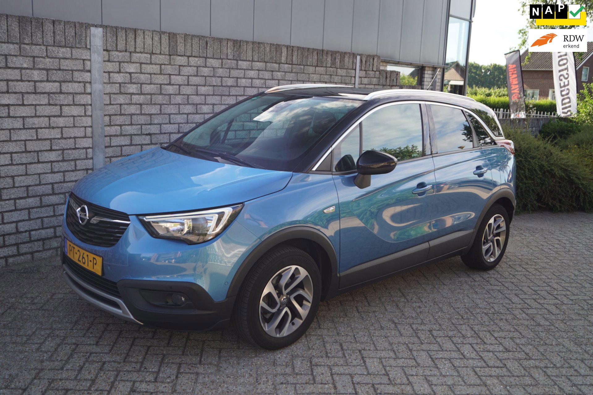 Opel Crossland X 1.2 Turbo Innovation Panodak Half Leder Sportst Navi Camera Clima Cruise 2x PDC Apple Carplay LMV Trekh ENZ