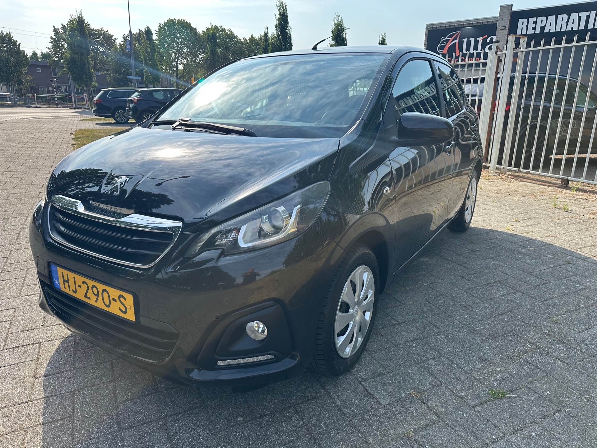 Peugeot 108 1.0 e-VTi Blue Lease