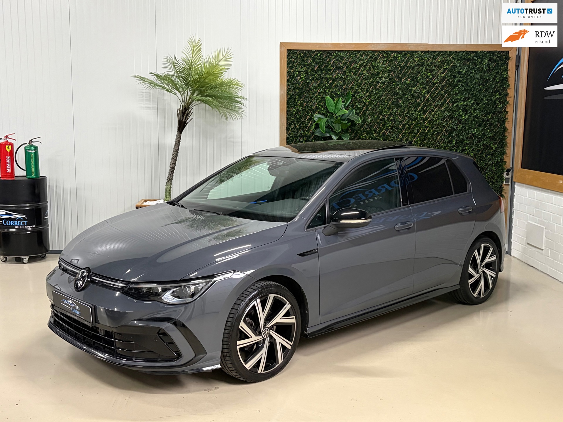 Volkswagen Golf 1.5 eTSI R-Line|IQ|Pano|ACC|Alarm|Keyless|Trekhaak