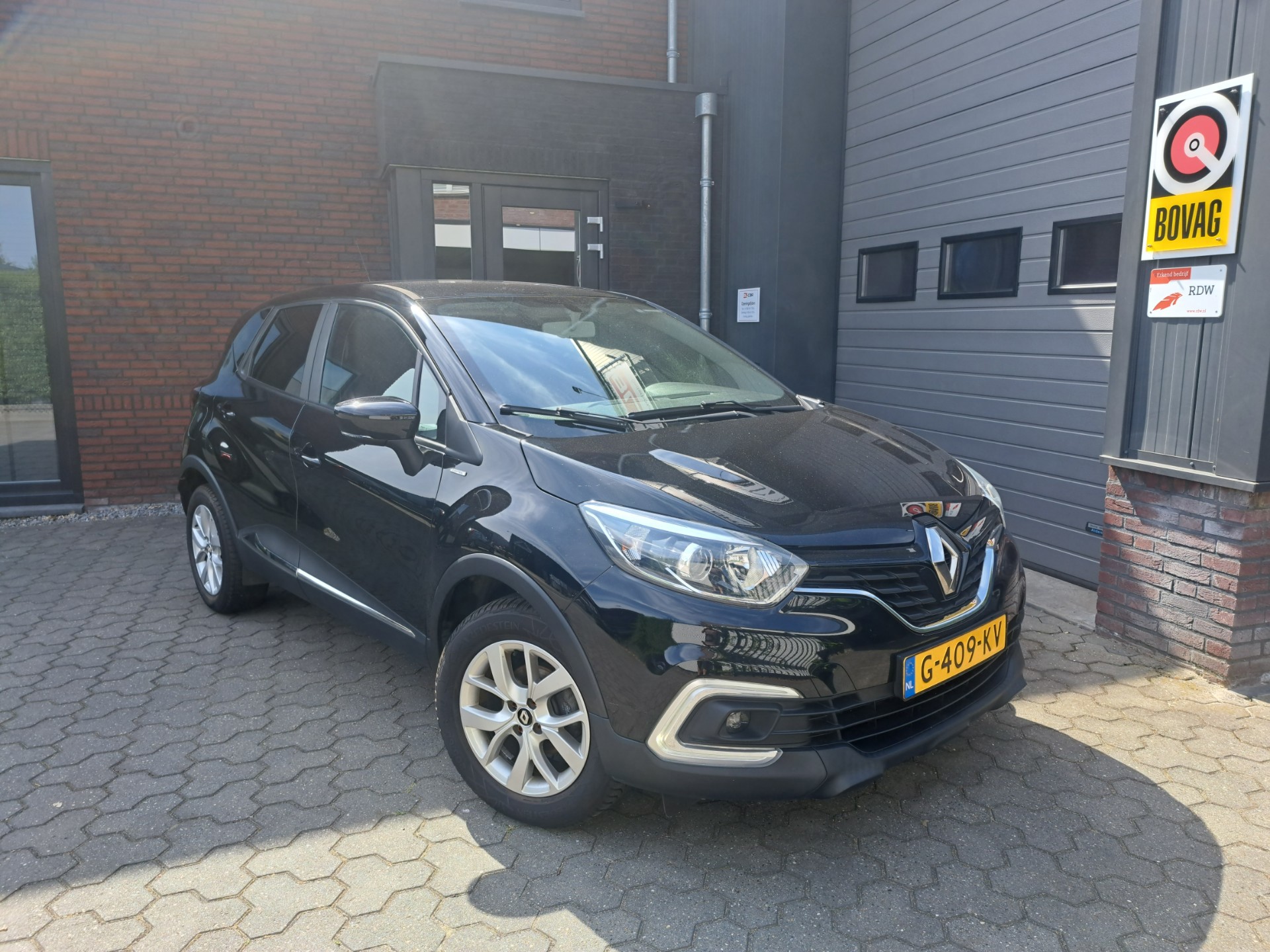 Renault Captur 0.9 TCe Limited *Navi*Pdc*Cruise*Keyless*Trekhaak*