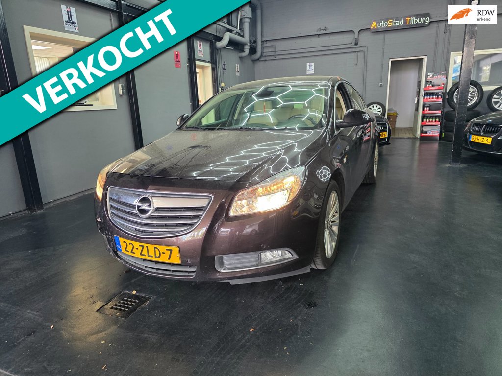 Opel Insignia 1.4 Turbo EcoFLEX Business+ Schade VOOR !!