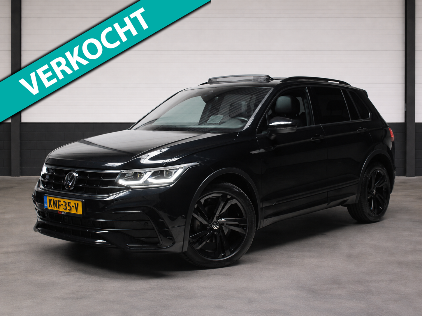 Volkswagen TIGUAN 1.5 TSI R-Line Pano ACC IQ Trekh HUD Leder