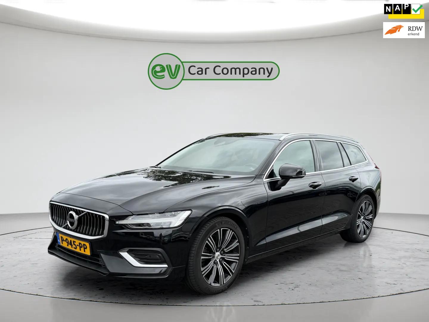 Volvo V60 2.0 B3 R-Design | Volleder | Nederlandse auto | Memory Seats | Trekhaak | Camera | Adapt. Cruise | Dealer onderhouden
