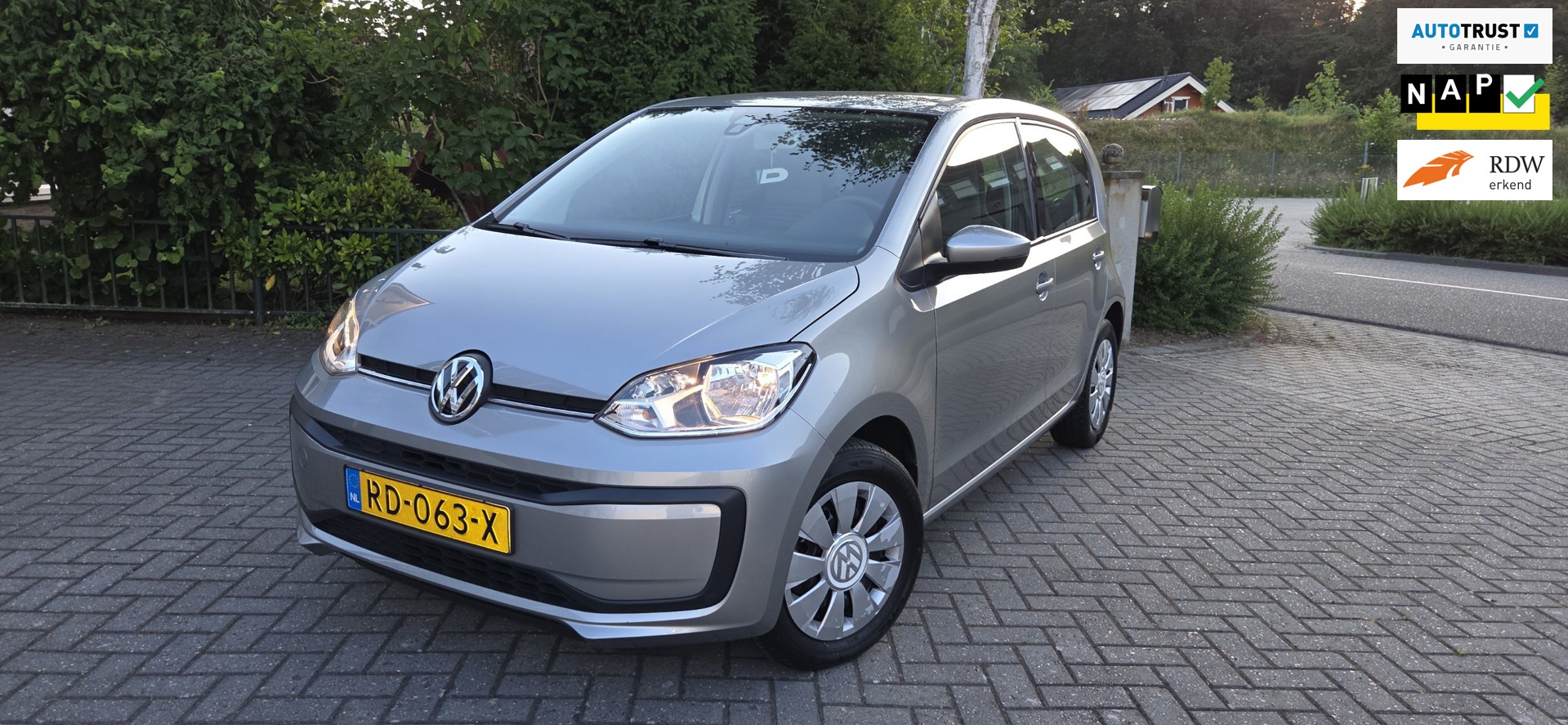 Volkswagen Up! 1.0 BMT move up!