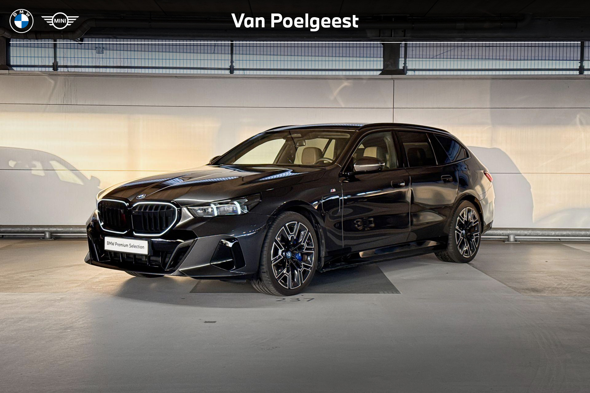 BMW 5 Serie Touring 550e xDrive